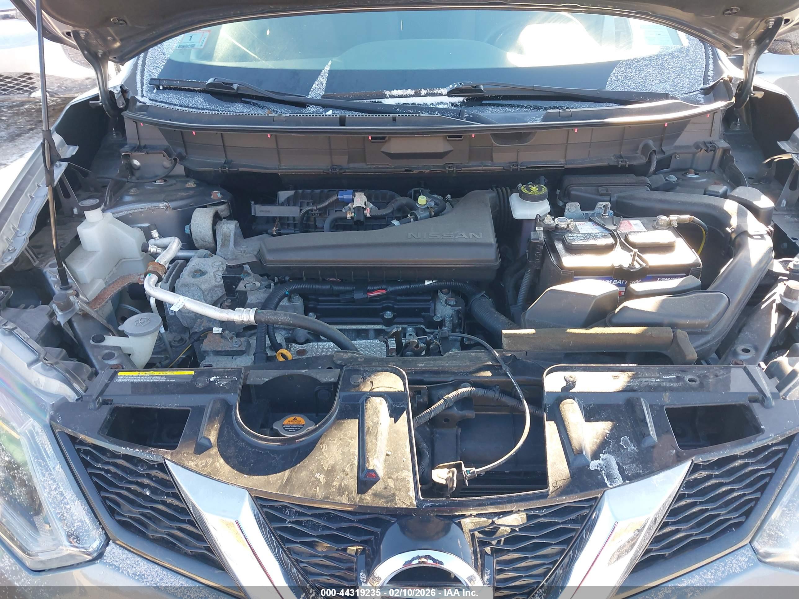 NISSAN ROGUE image 10