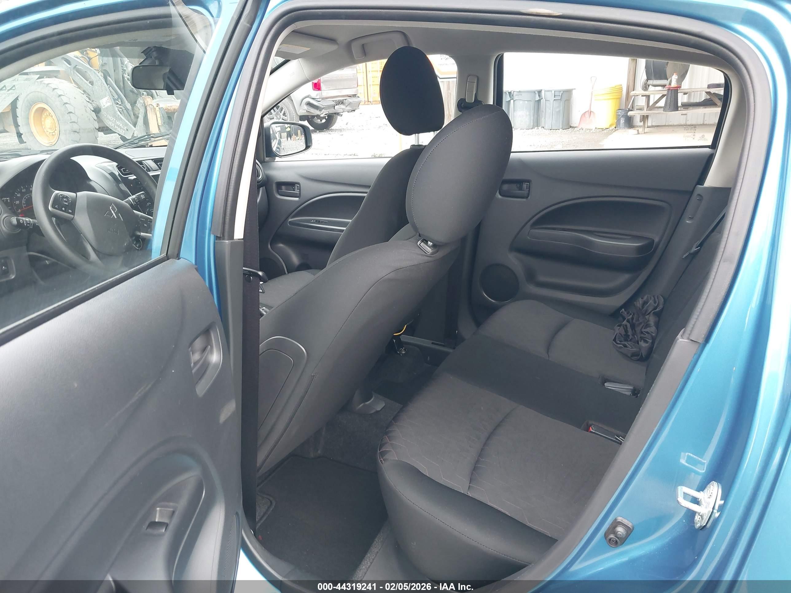 MITSUBISHI MIRAGE image 8