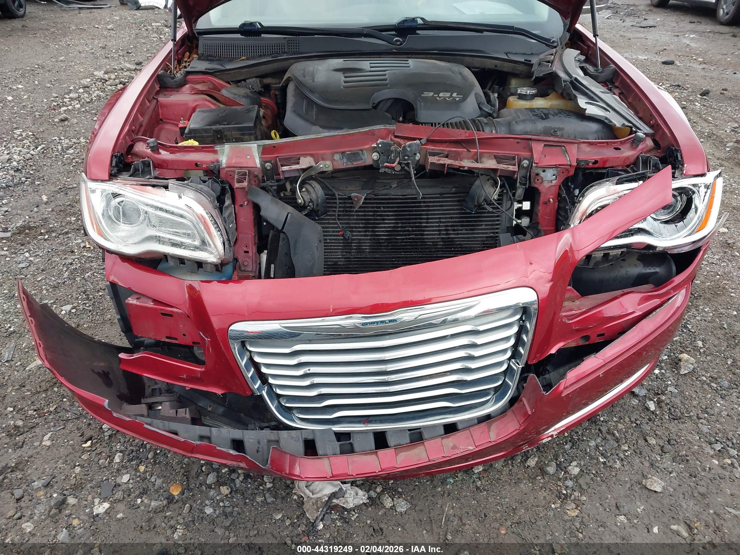 CHRYSLER 300C image 10