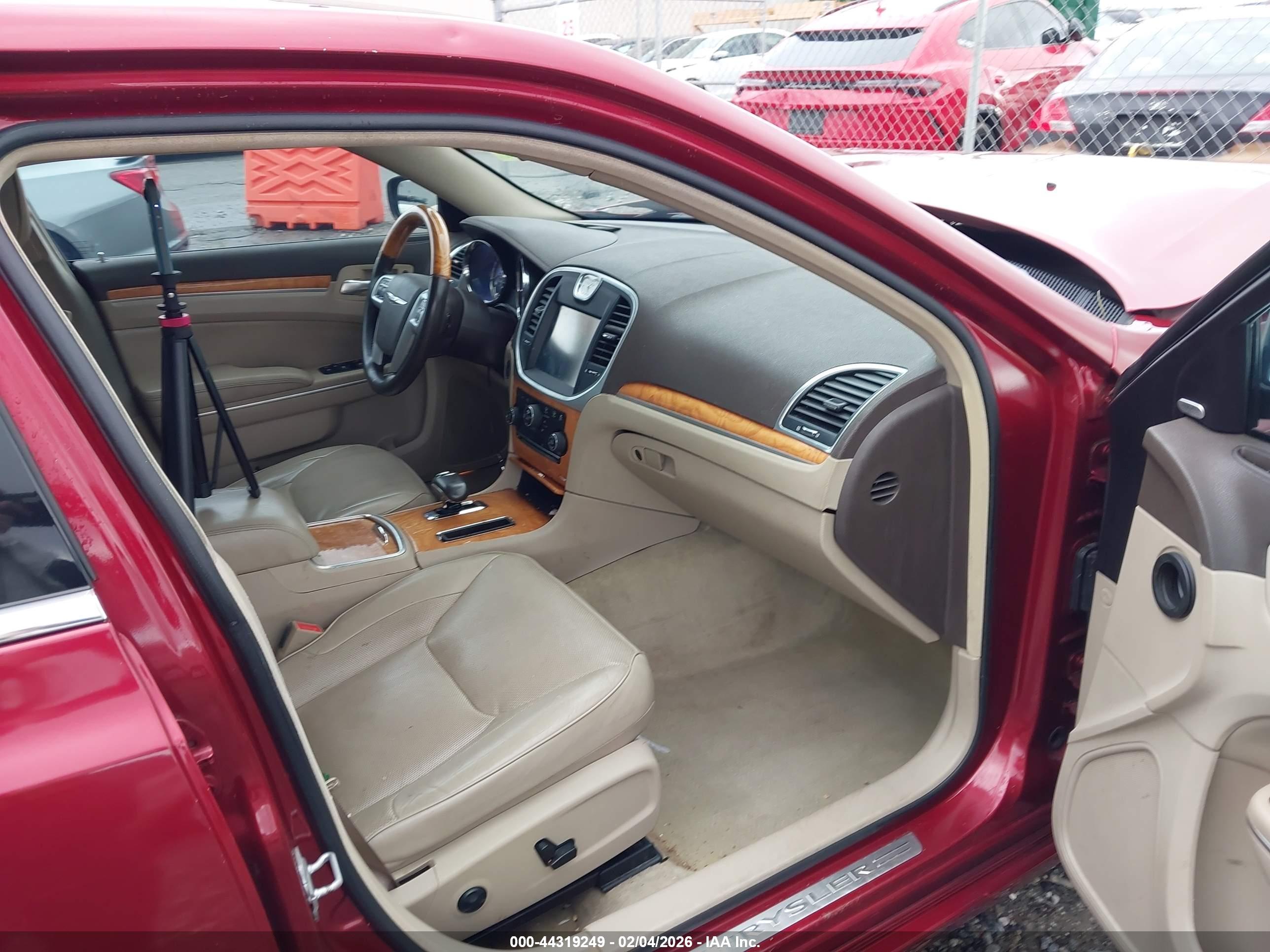 CHRYSLER 300C image 5