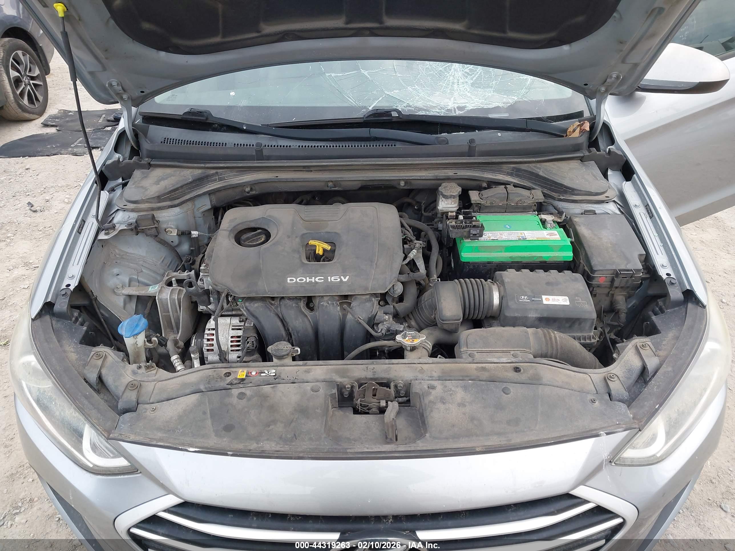 HYUNDAI ELANTRA image 10