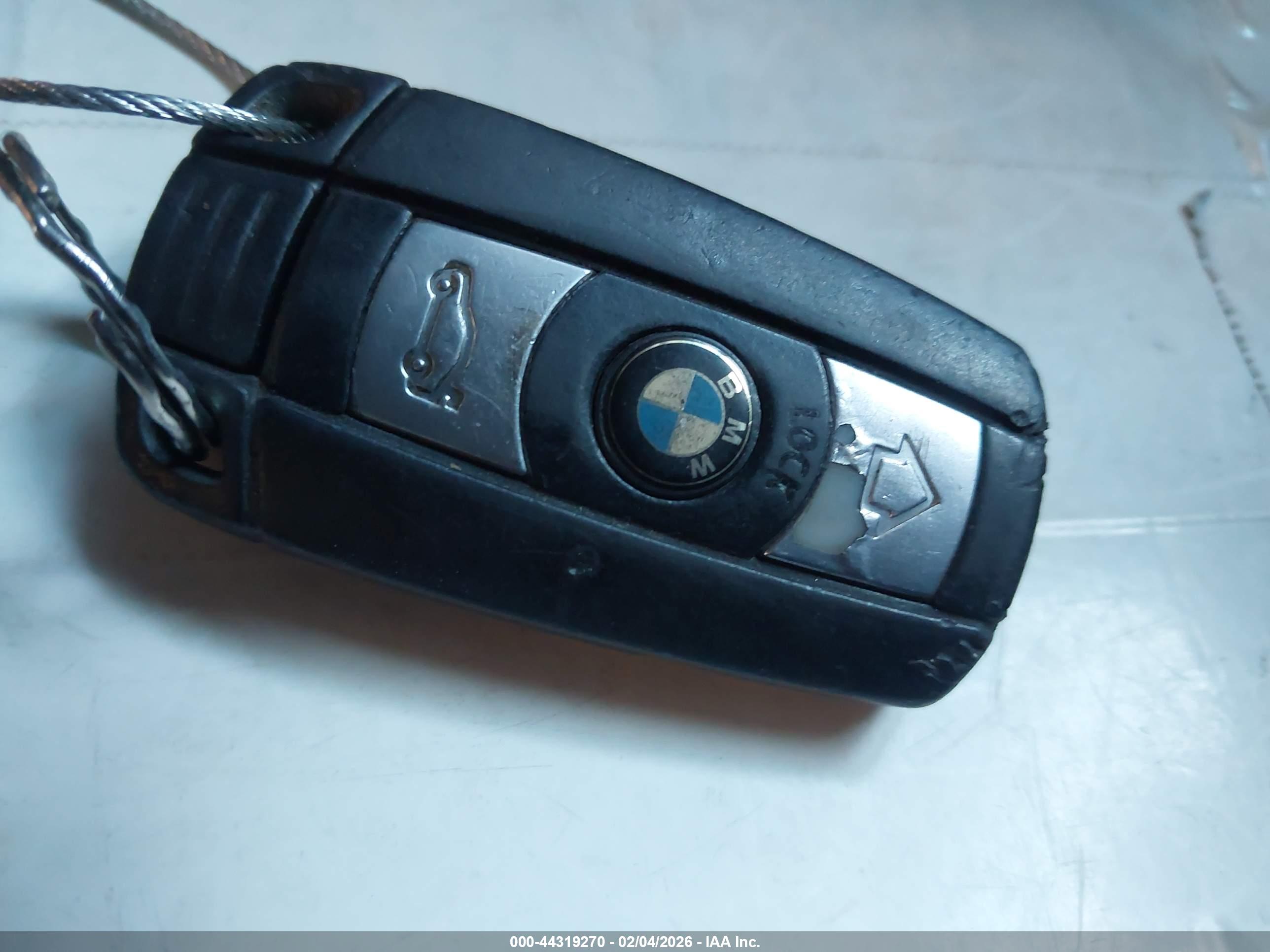 BMW 328I image 11