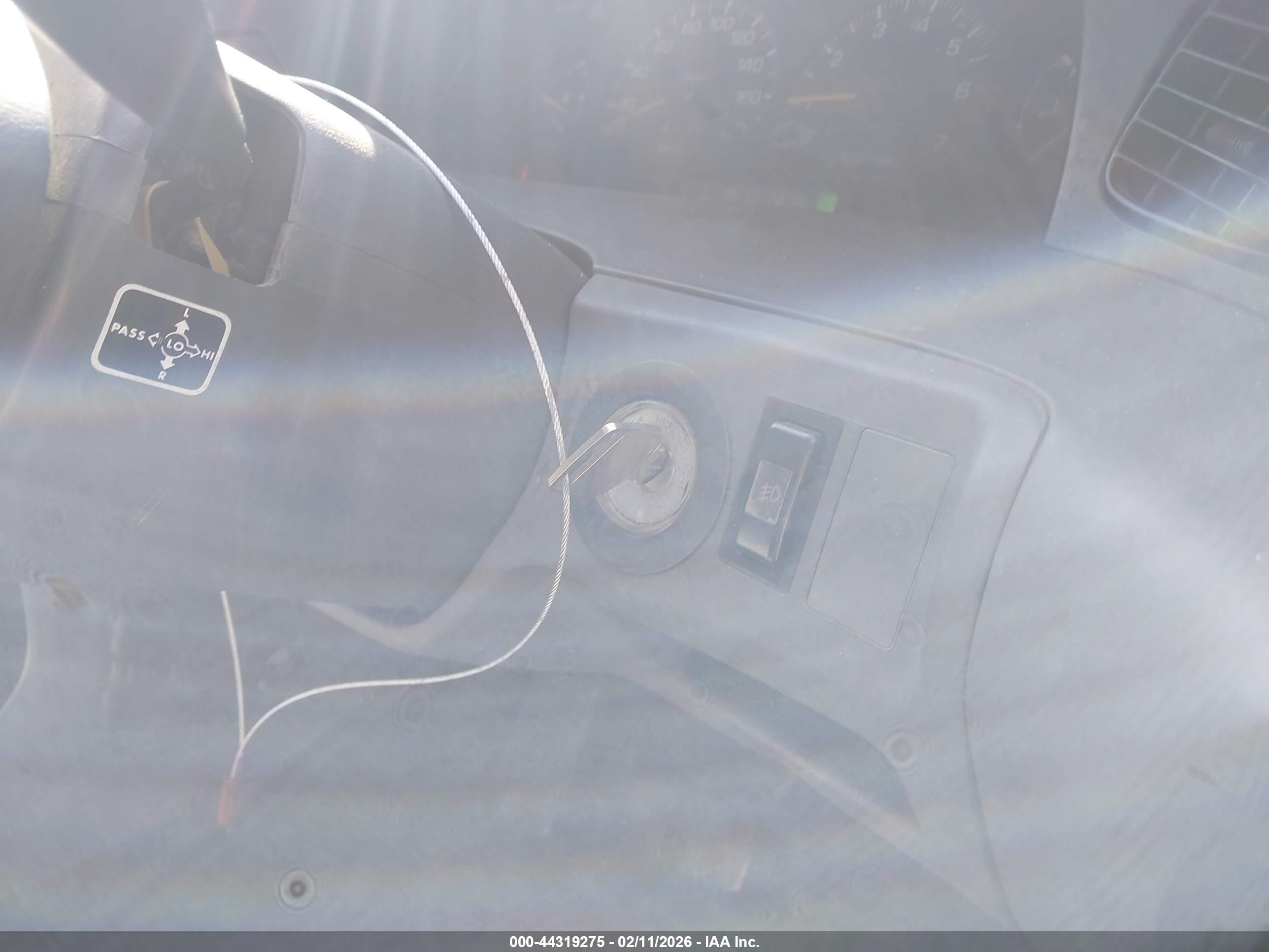 TOYOTA ESTIMA image 11