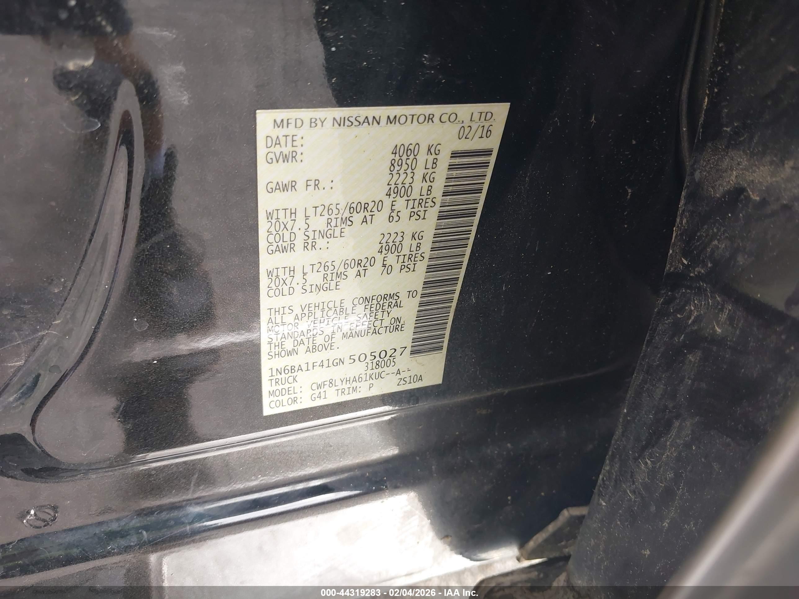 NISSAN TITAN image 9