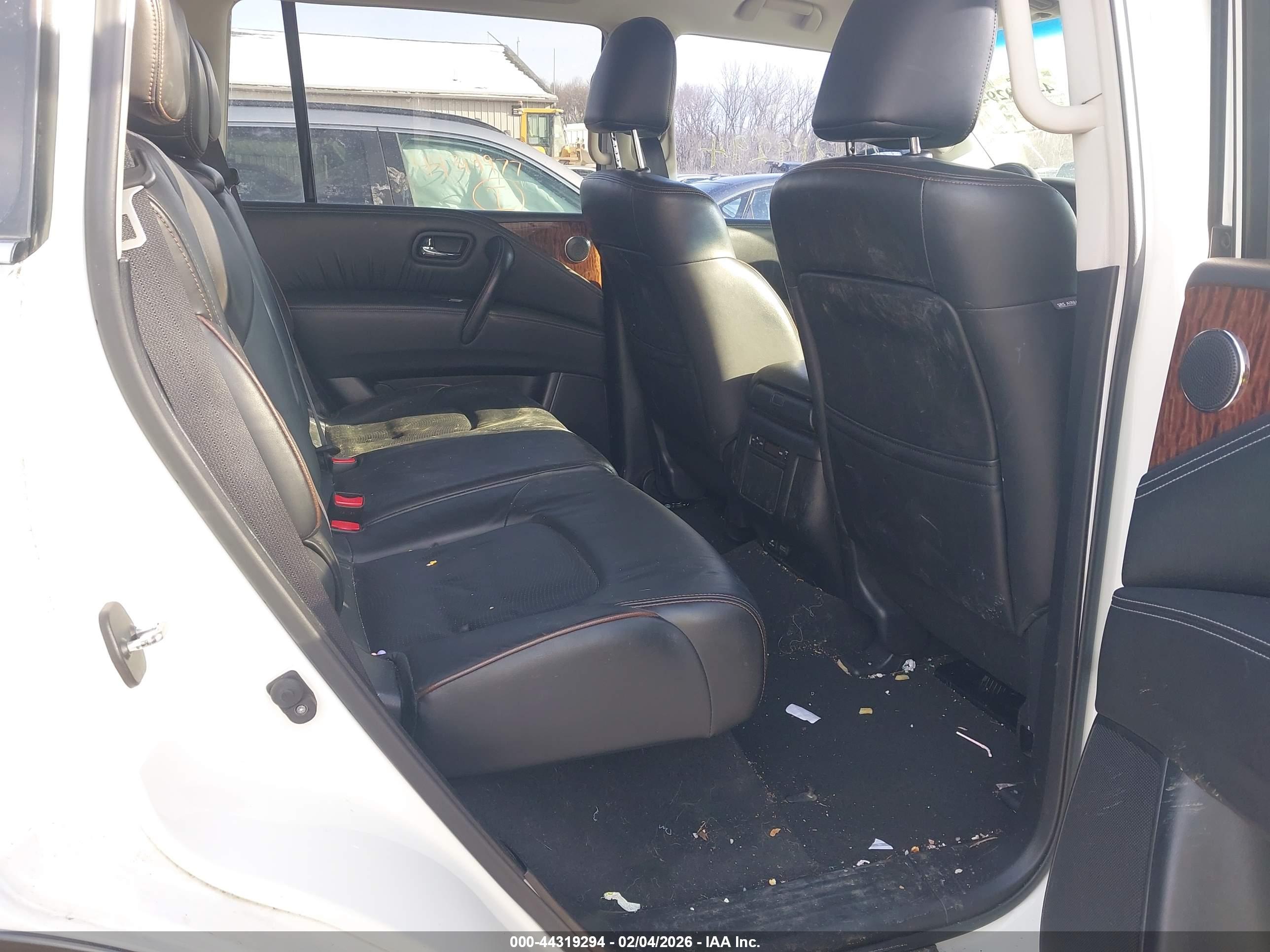 NISSAN ARMADA image 8