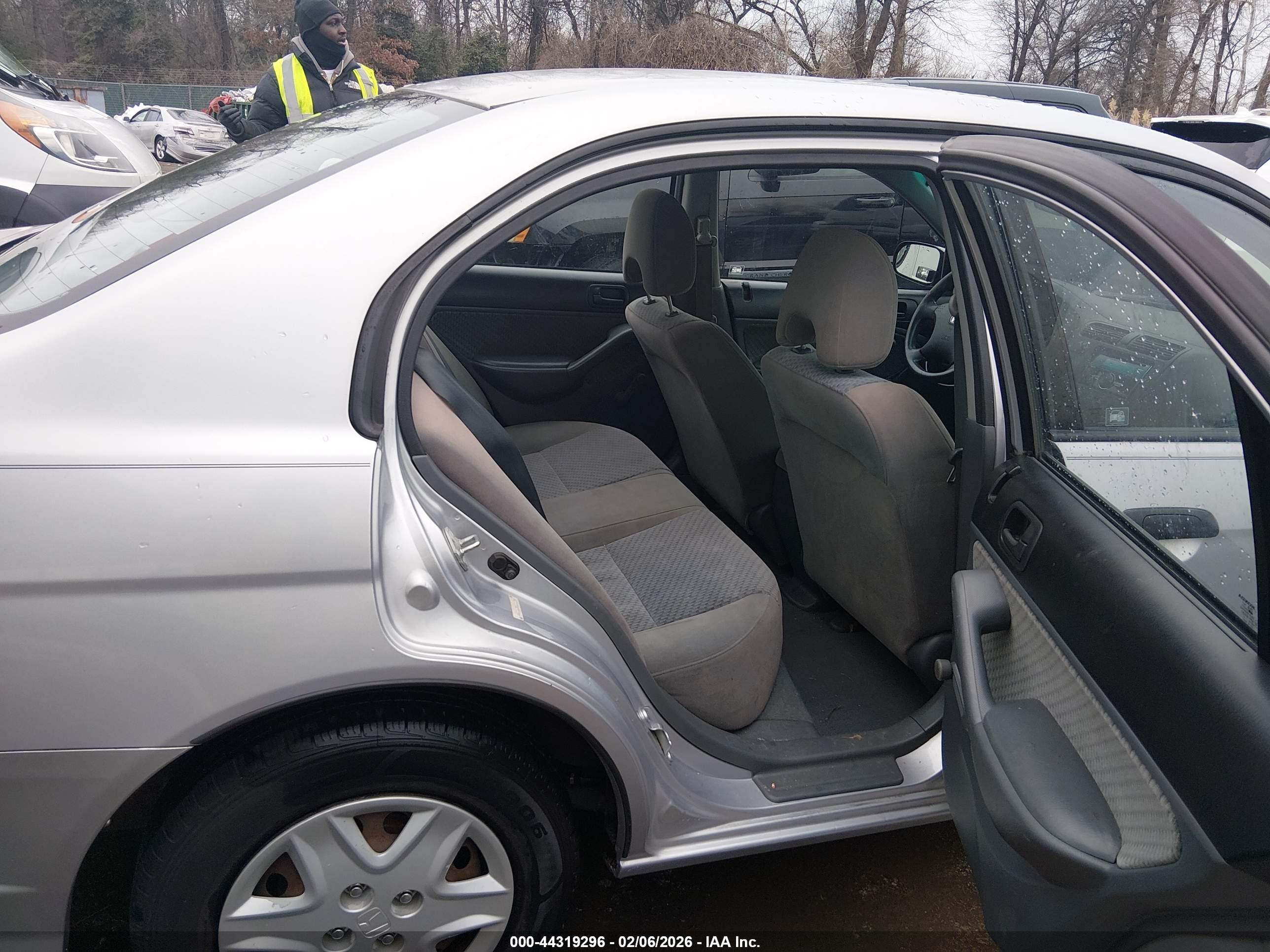 HONDA CIVIC image 8
