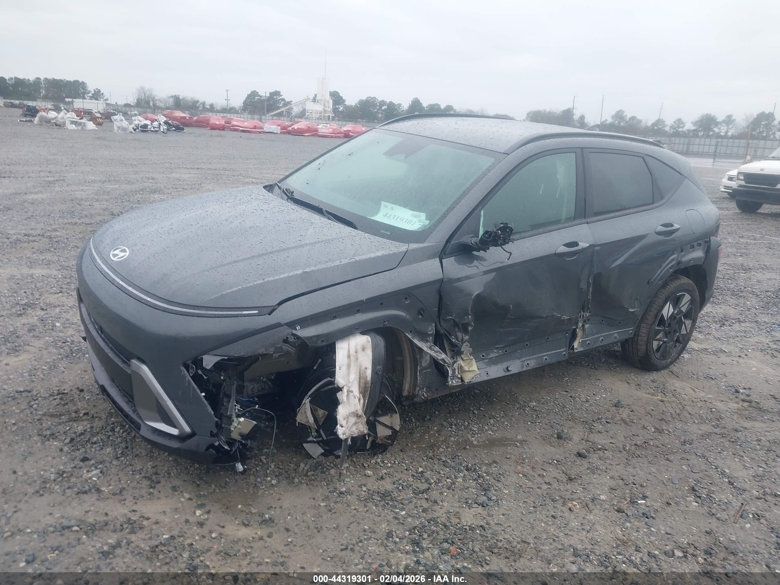 HYUNDAI KONA image 2