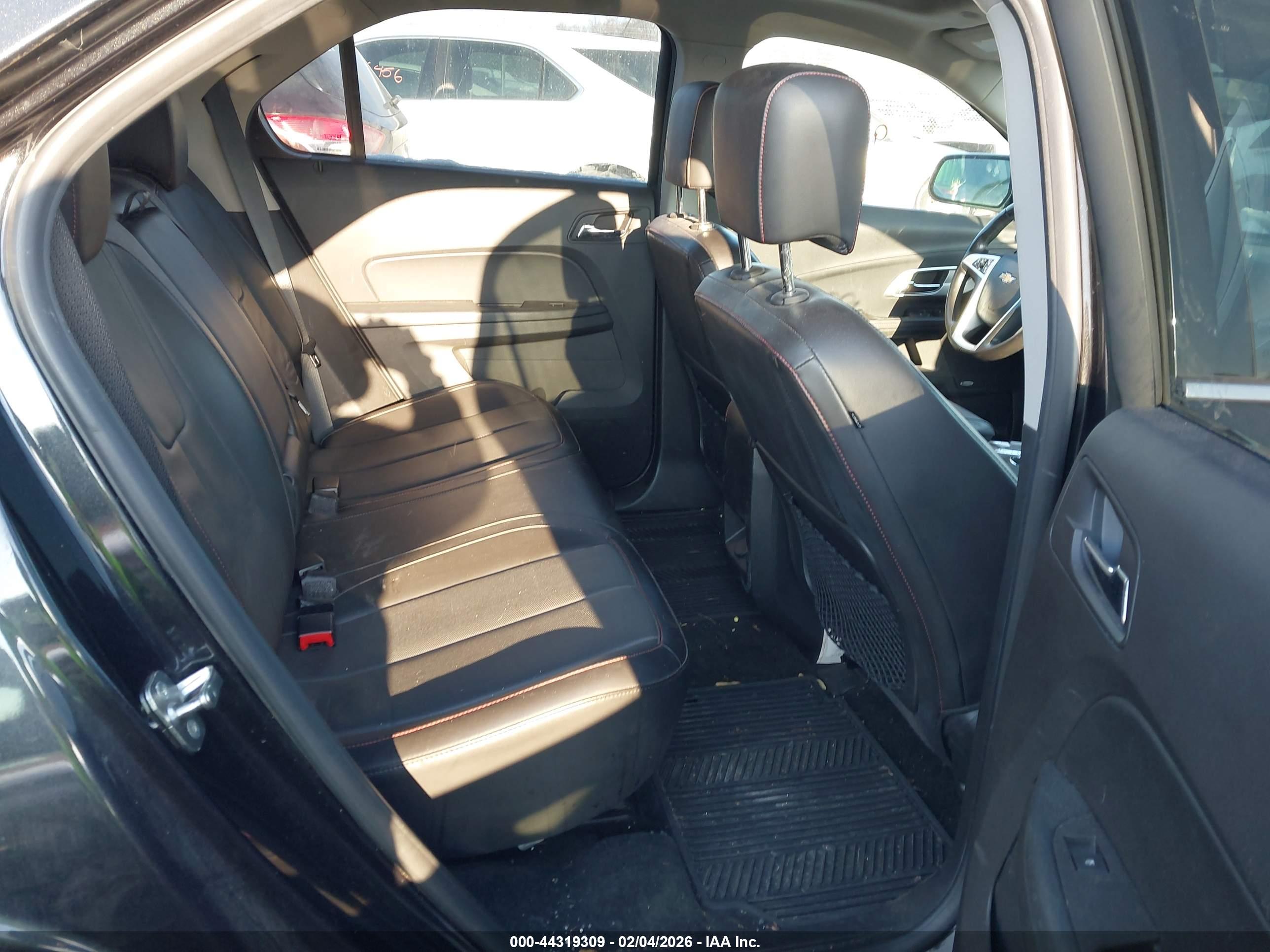 CHEVROLET EQUINOX image 8