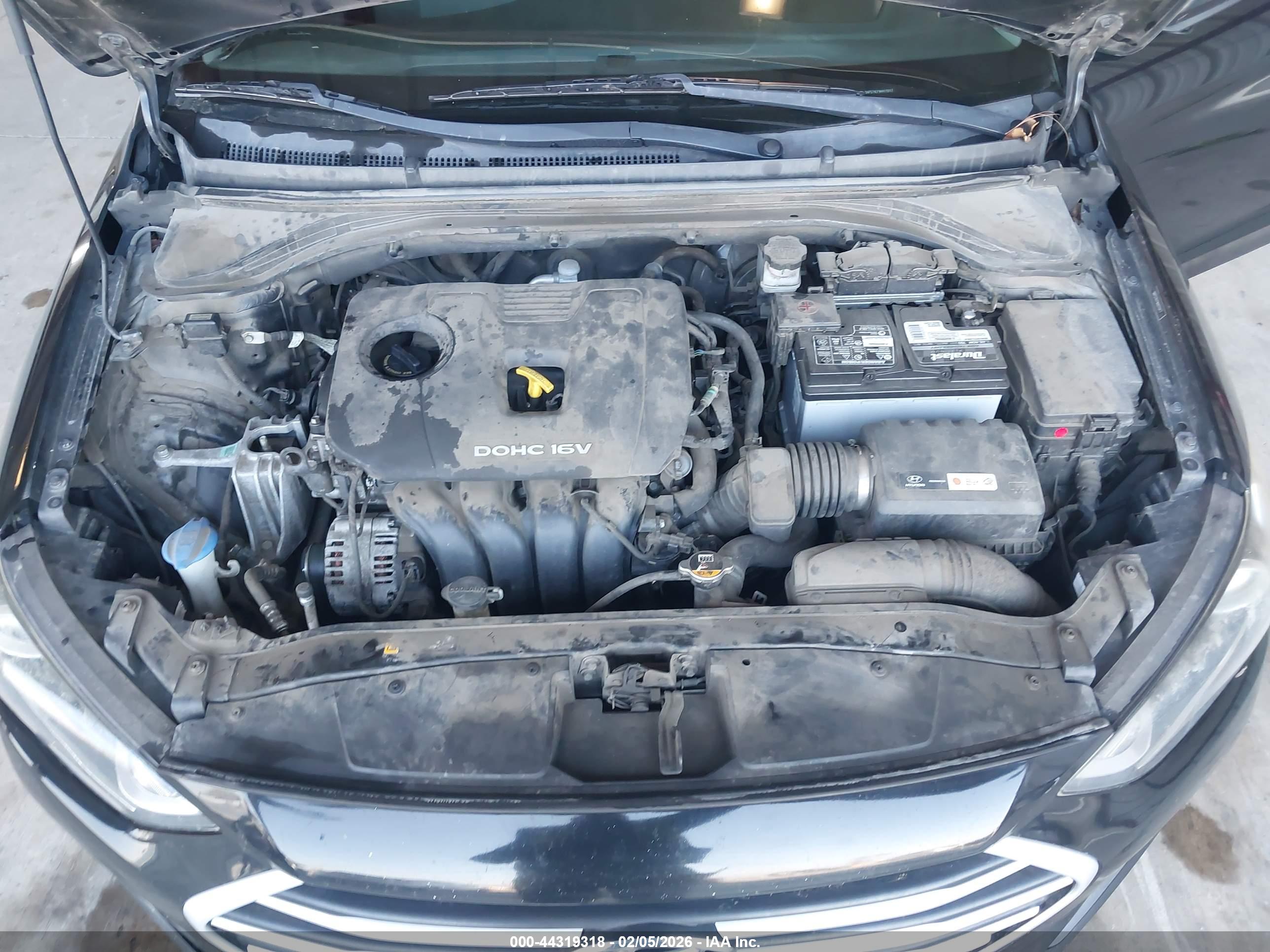 HYUNDAI ELANTRA image 10