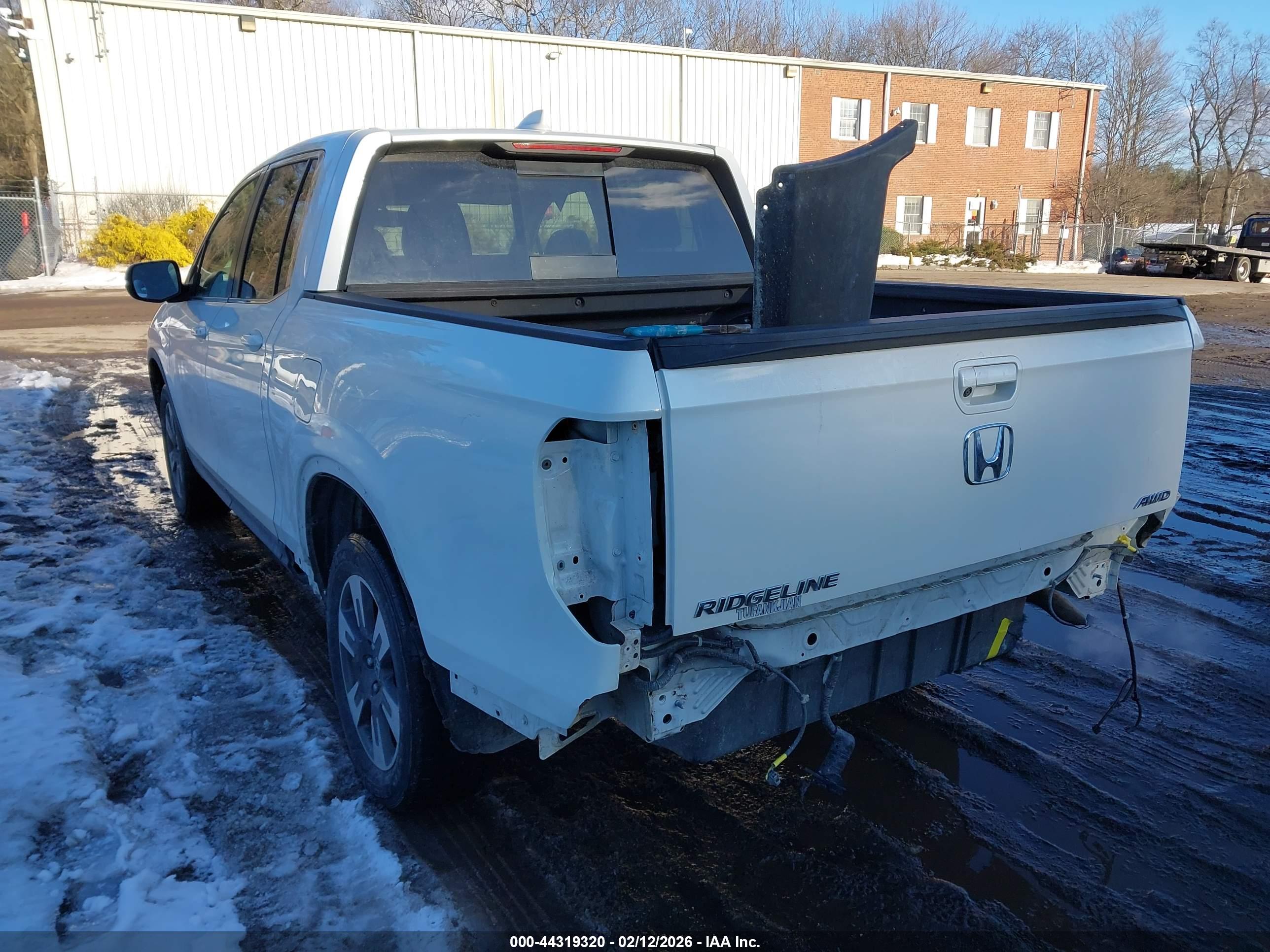 HONDA RIDGELINE image 3