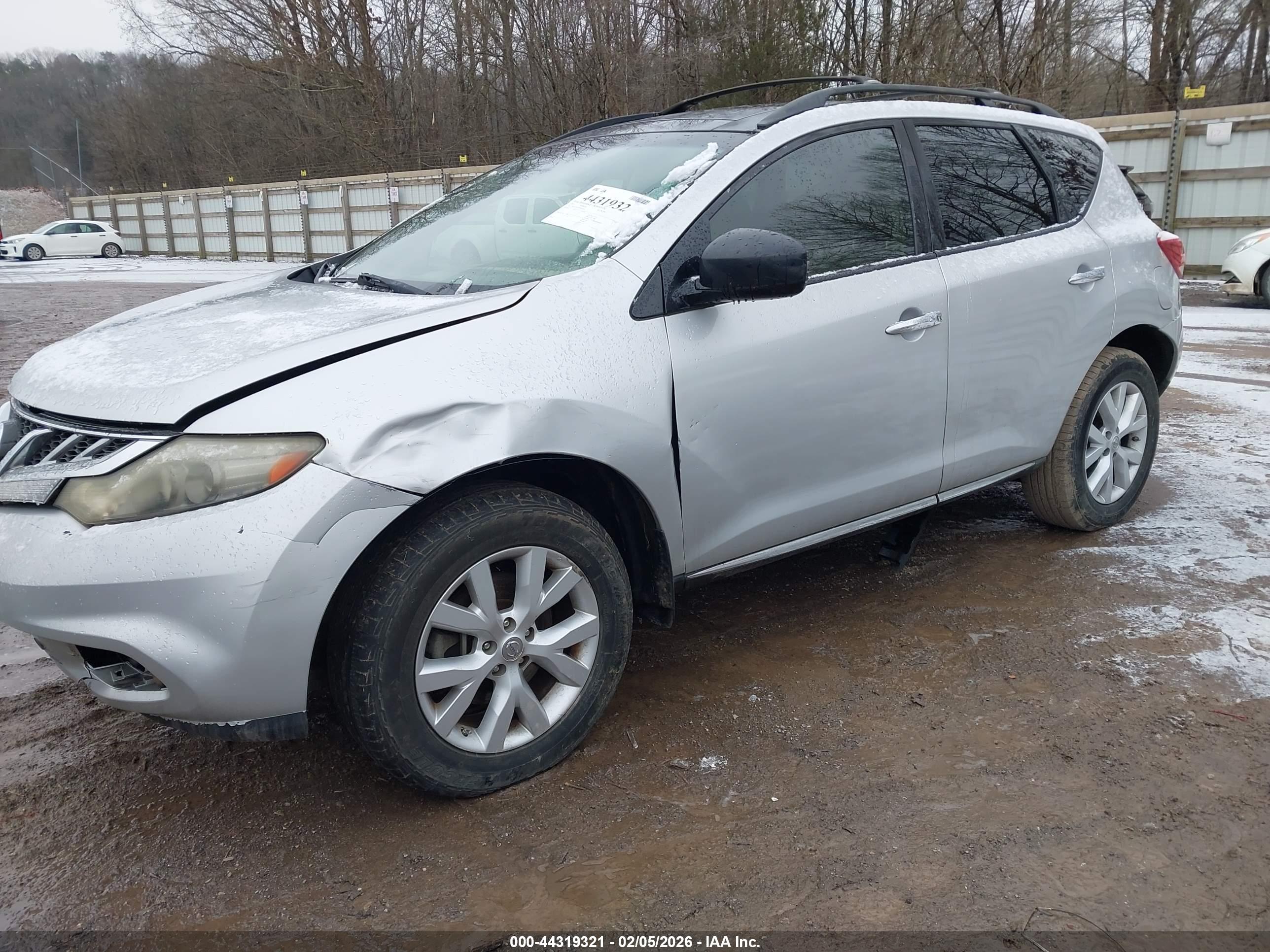 NISSAN MURANO image 2