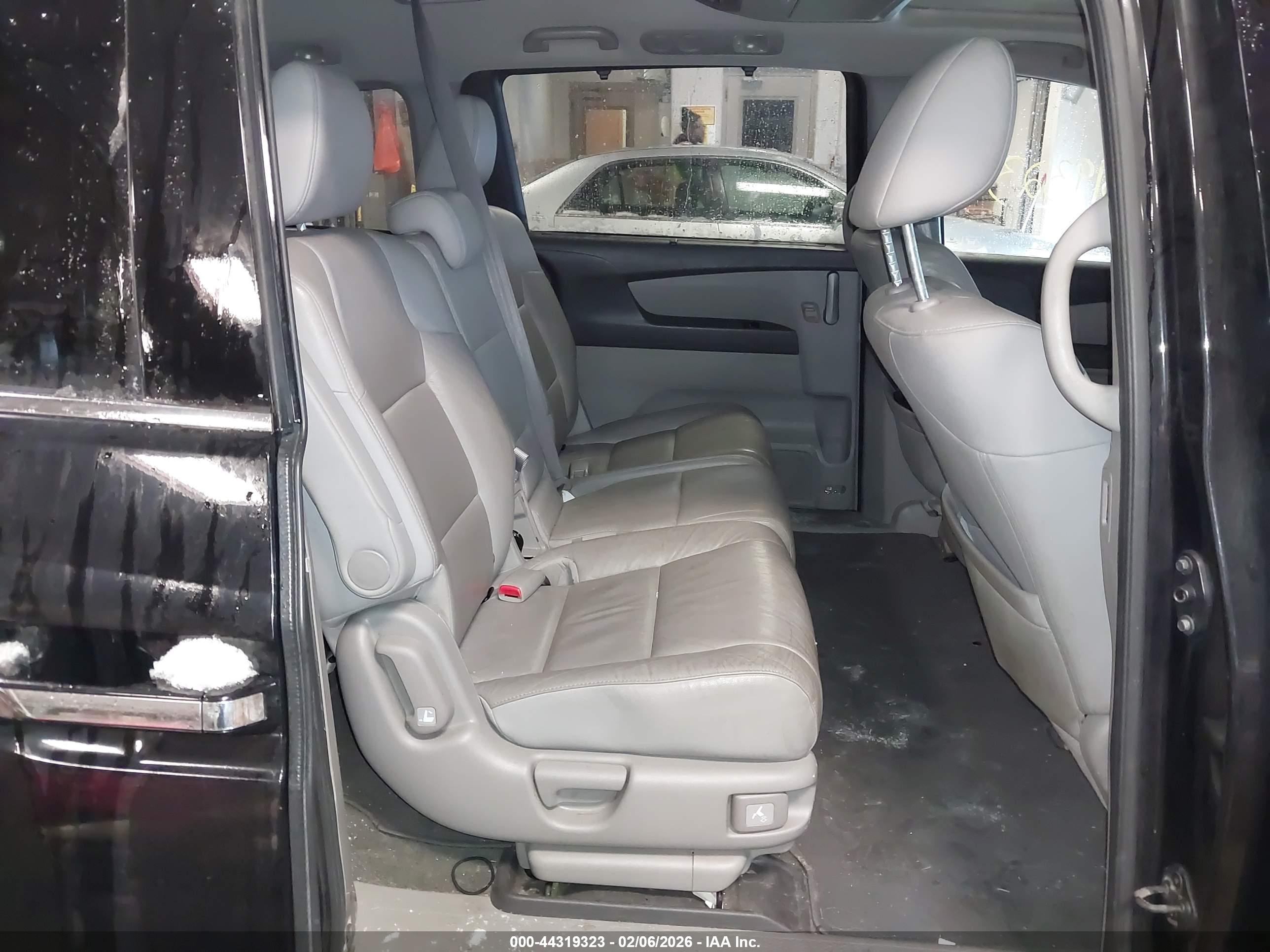 HONDA ODYSSEY image 8