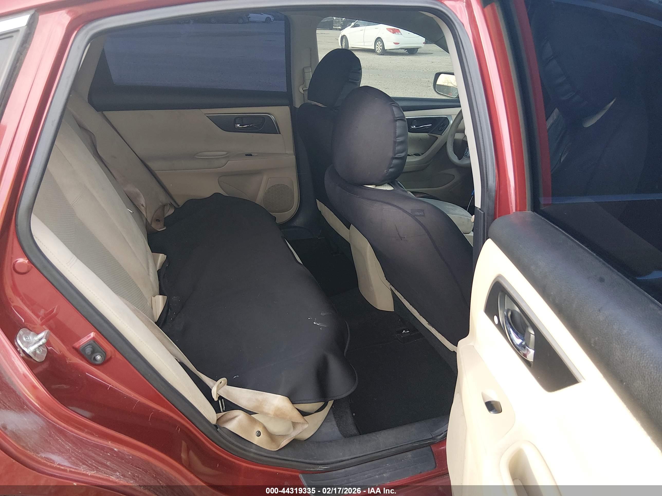 NISSAN ALTIMA image 8