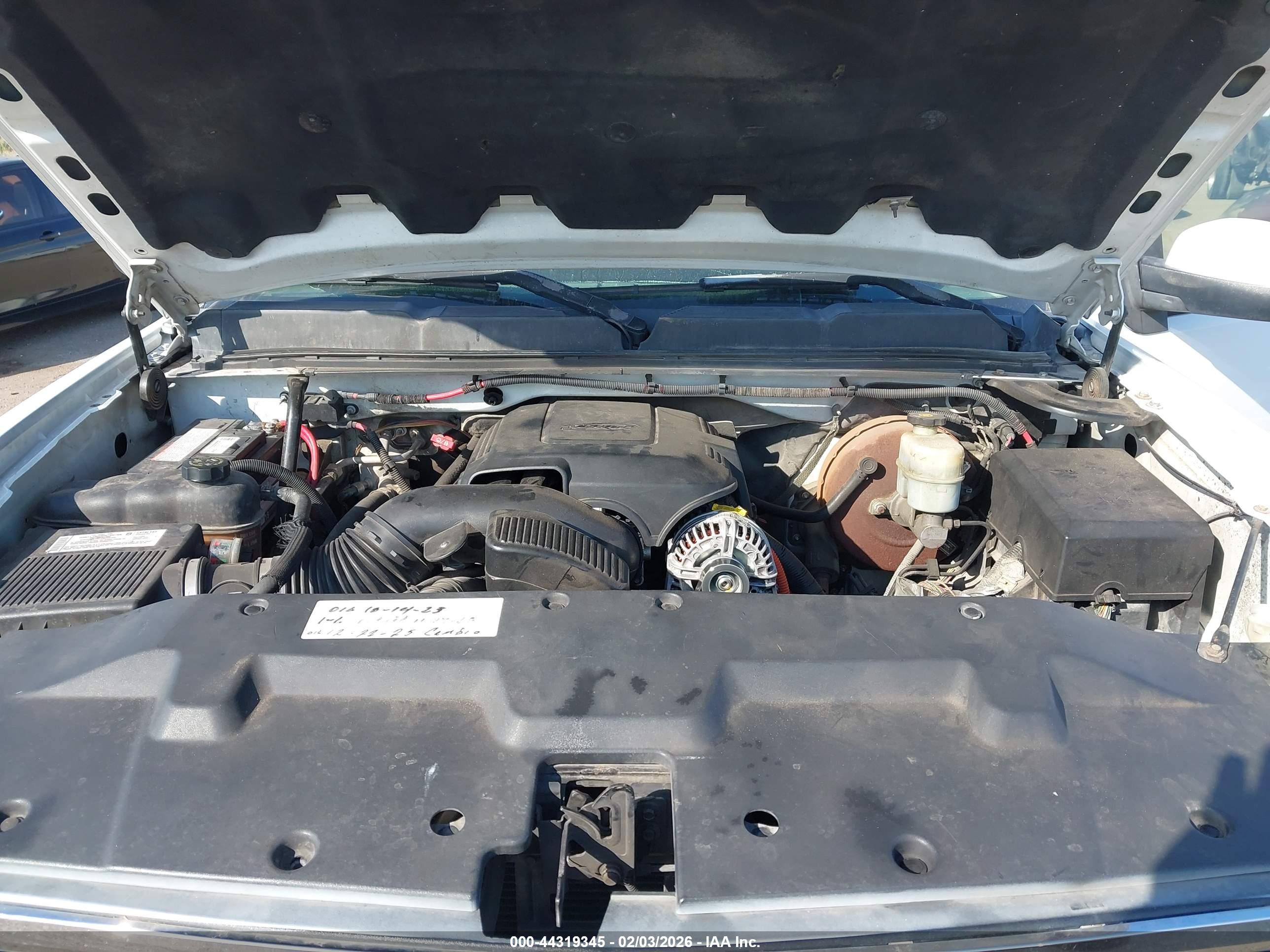CHEVROLET SILVERADO image 10