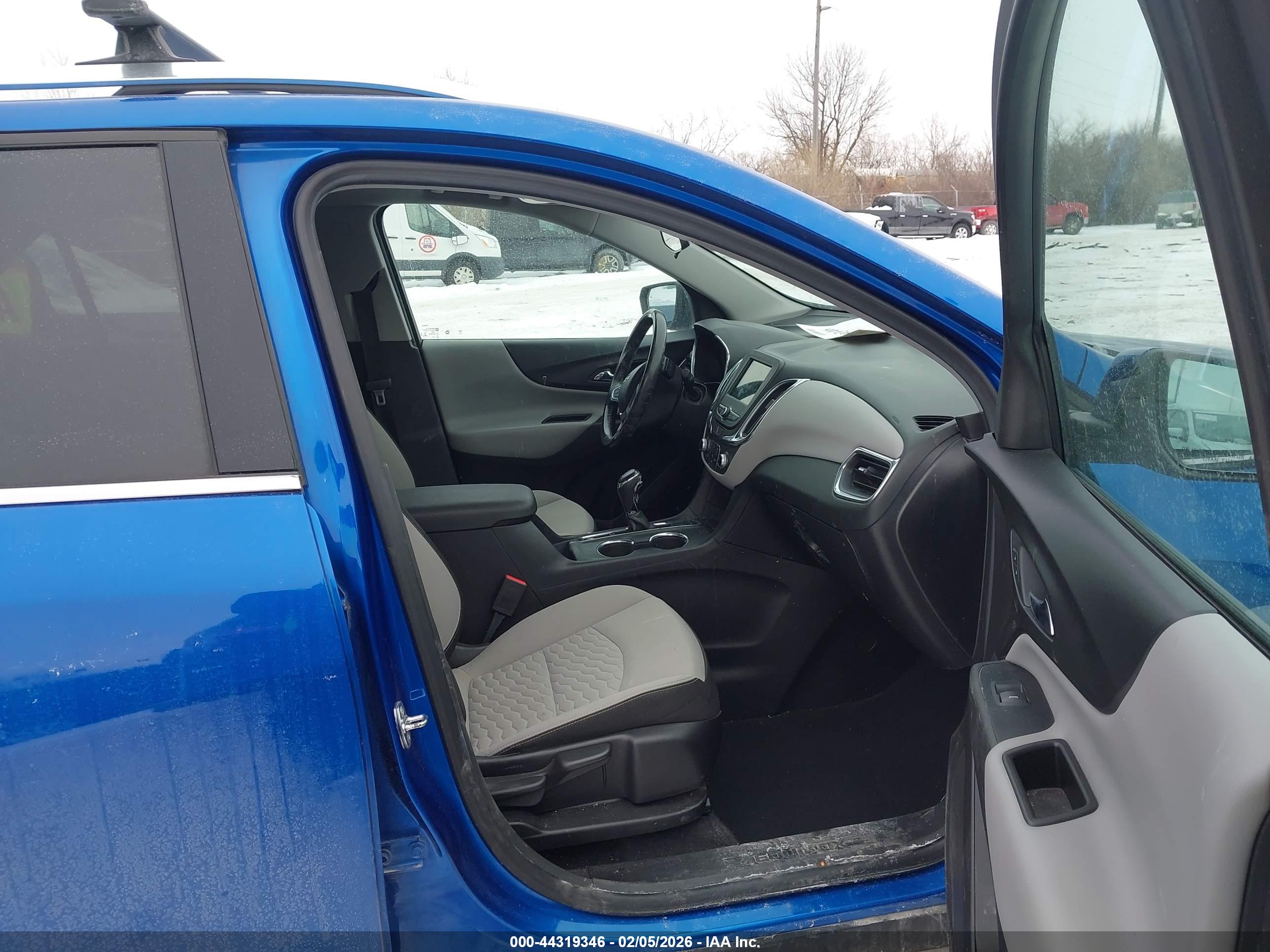CHEVROLET EQUINOX image 5