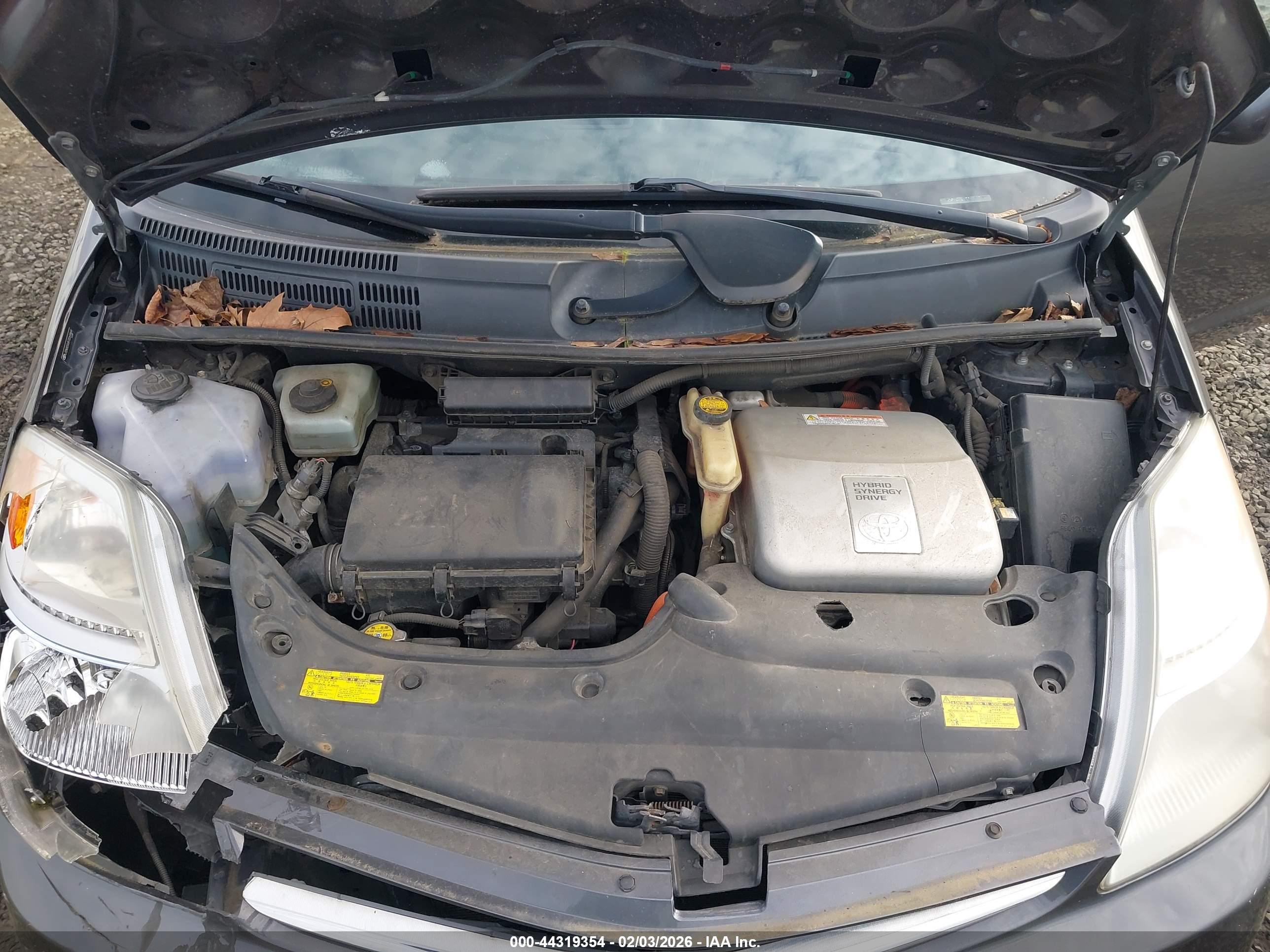 TOYOTA PRIUS image 10