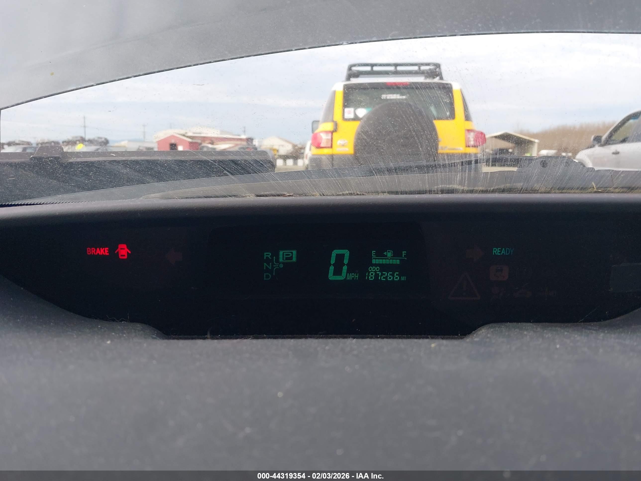 TOYOTA PRIUS image 7