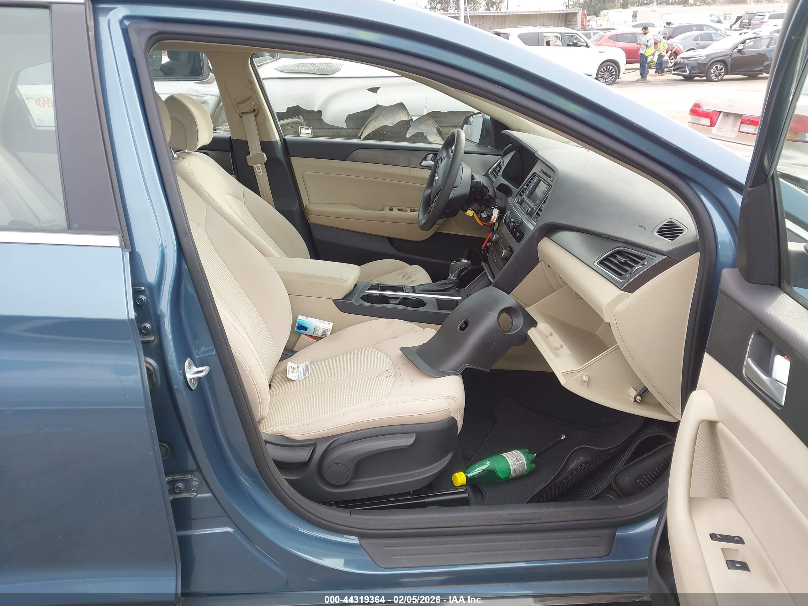 HYUNDAI SONATA image 5