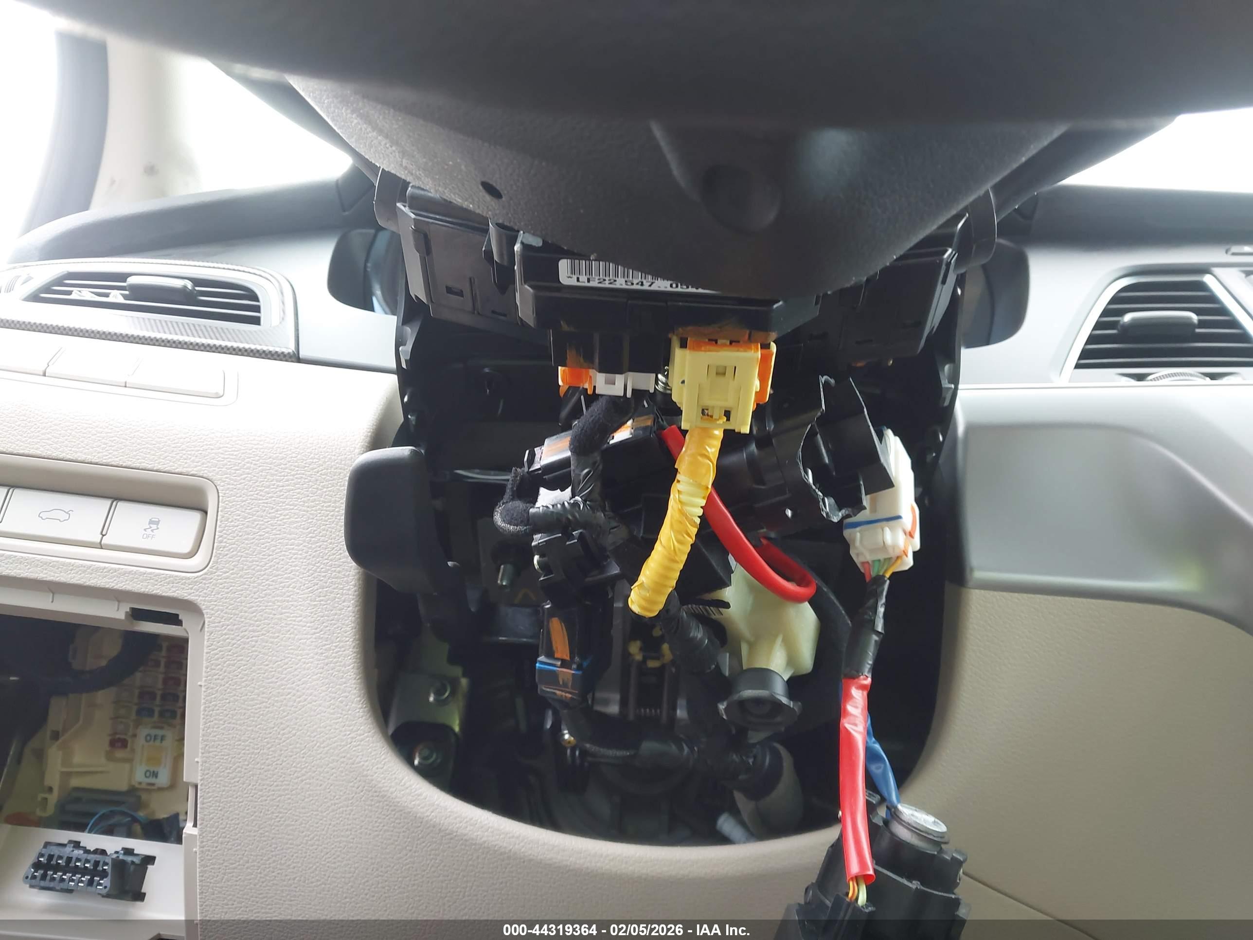 HYUNDAI SONATA image 6