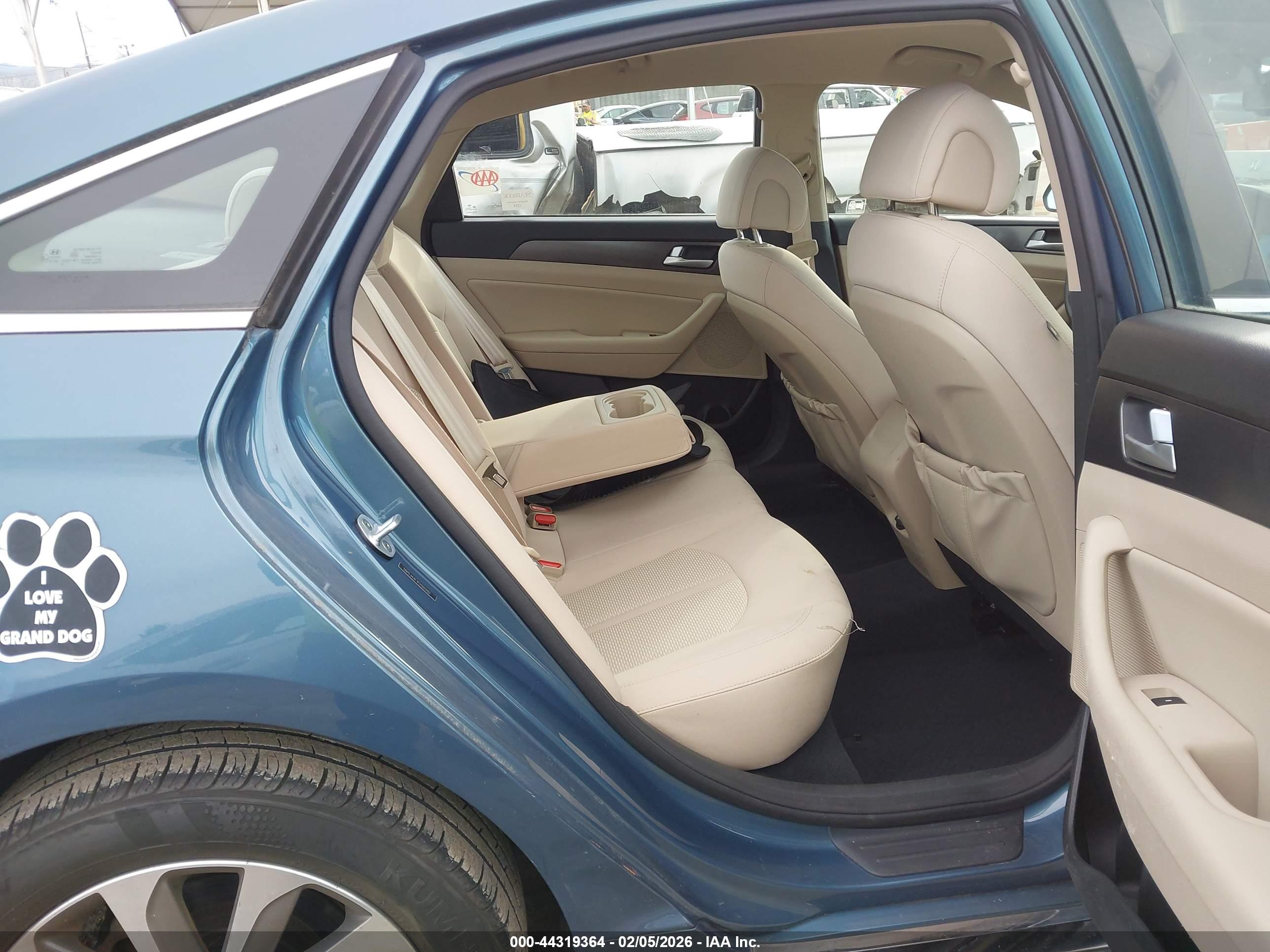 HYUNDAI SONATA image 8