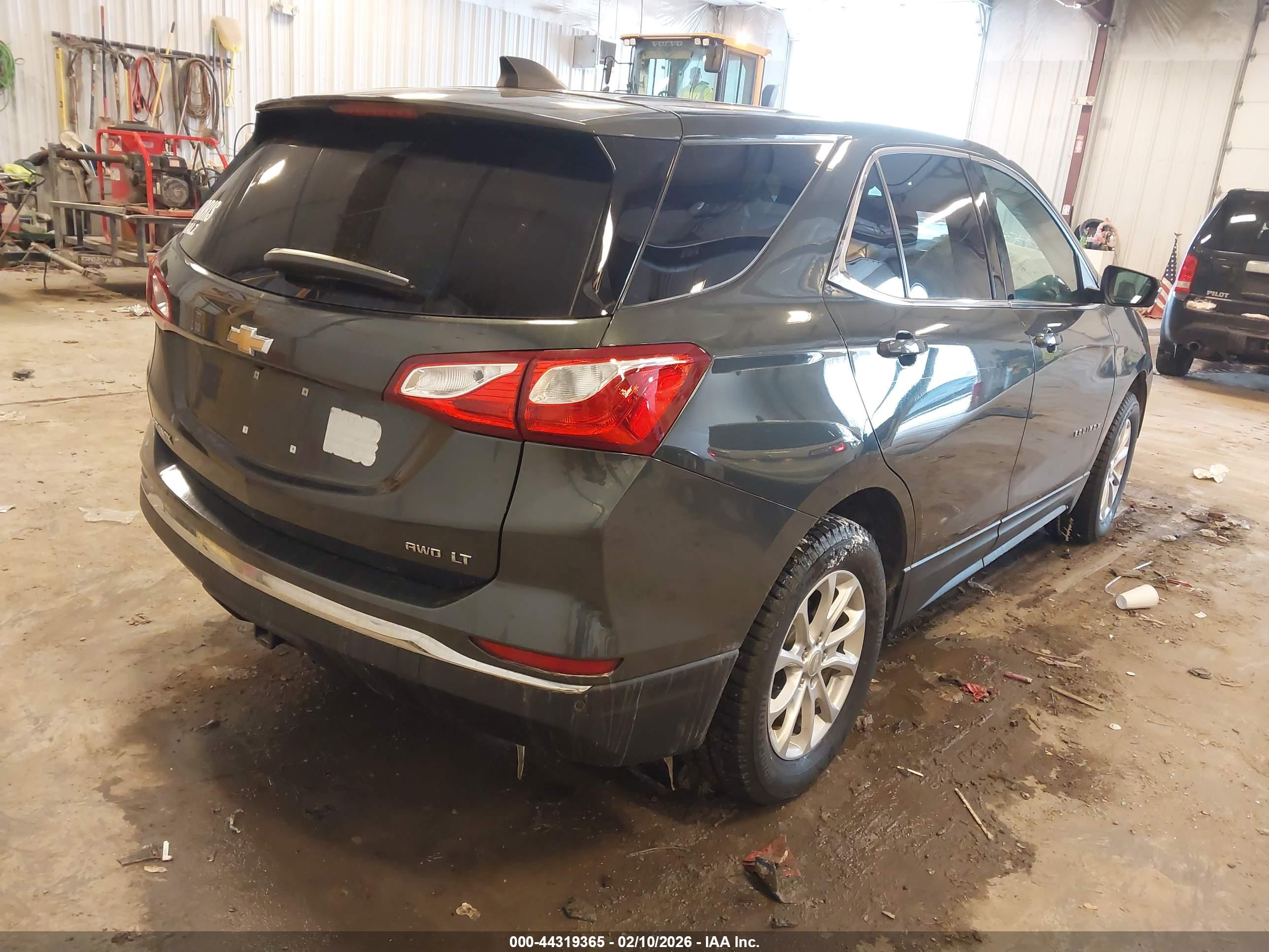 CHEVROLET EQUINOX image 4
