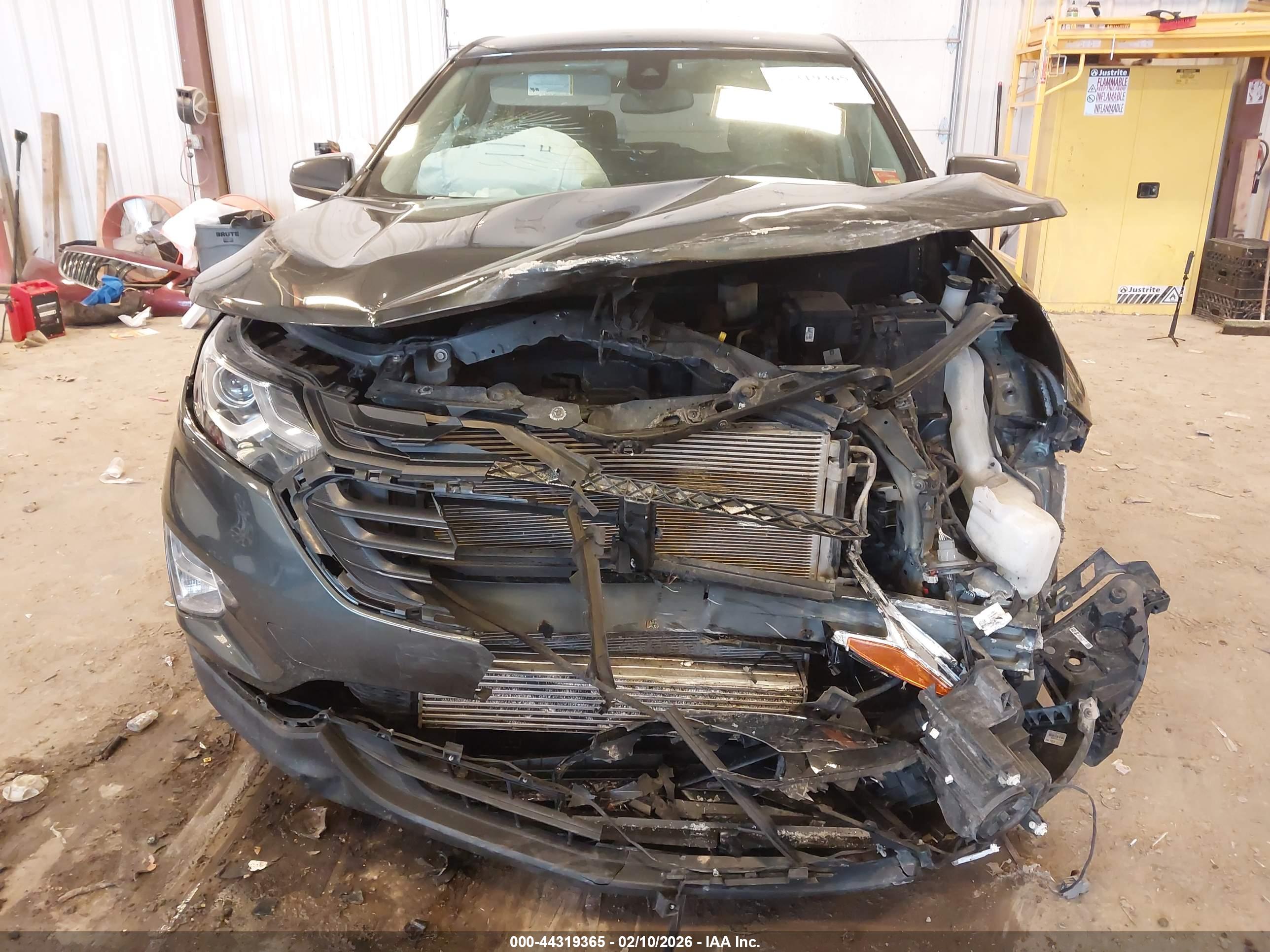 CHEVROLET EQUINOX image 6