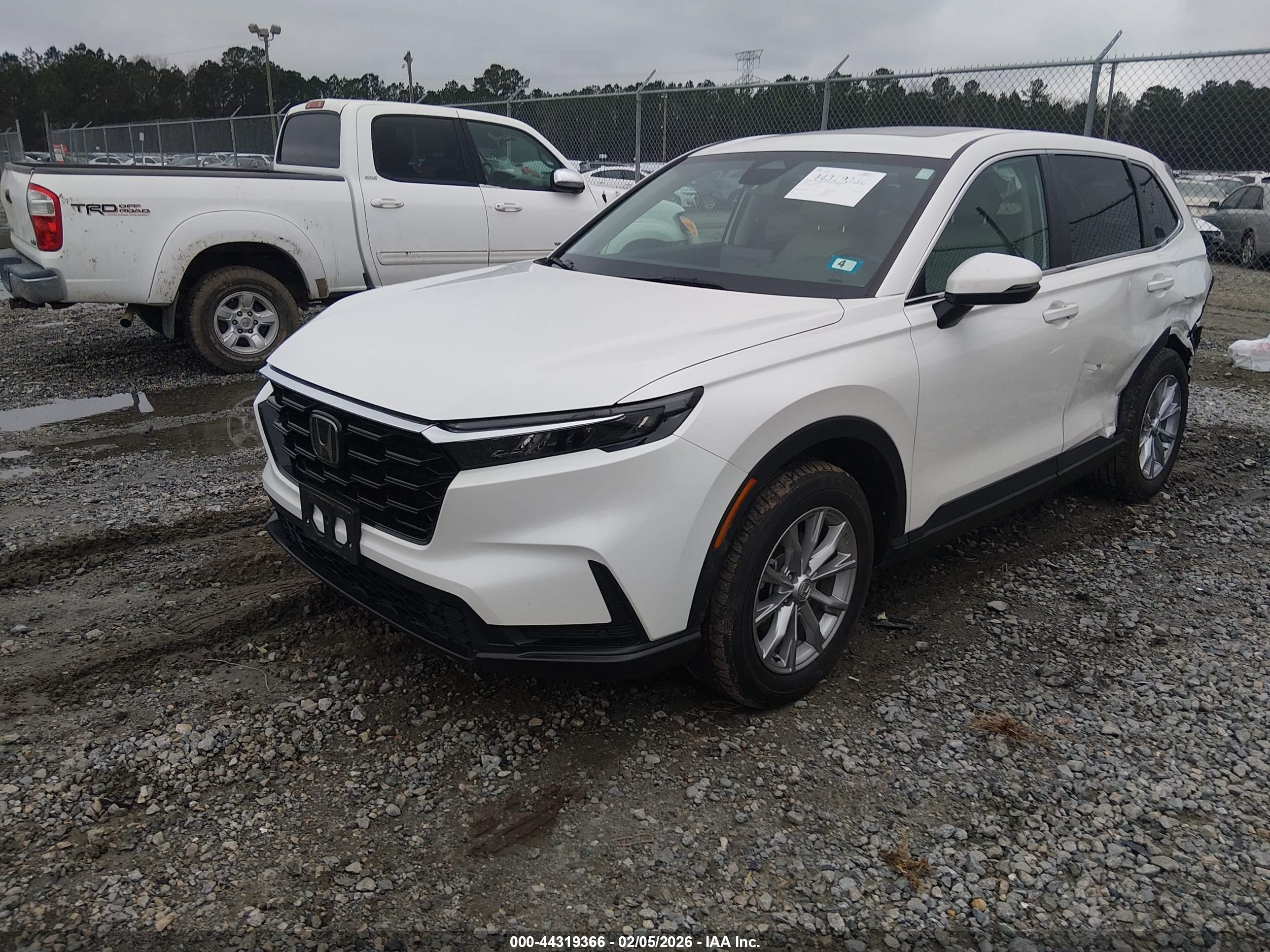 HONDA CR-V image 2