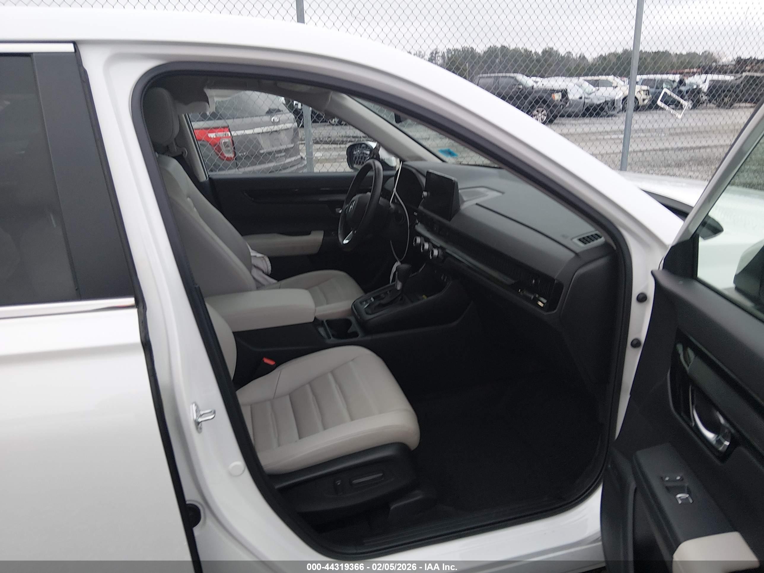 HONDA CR-V image 5