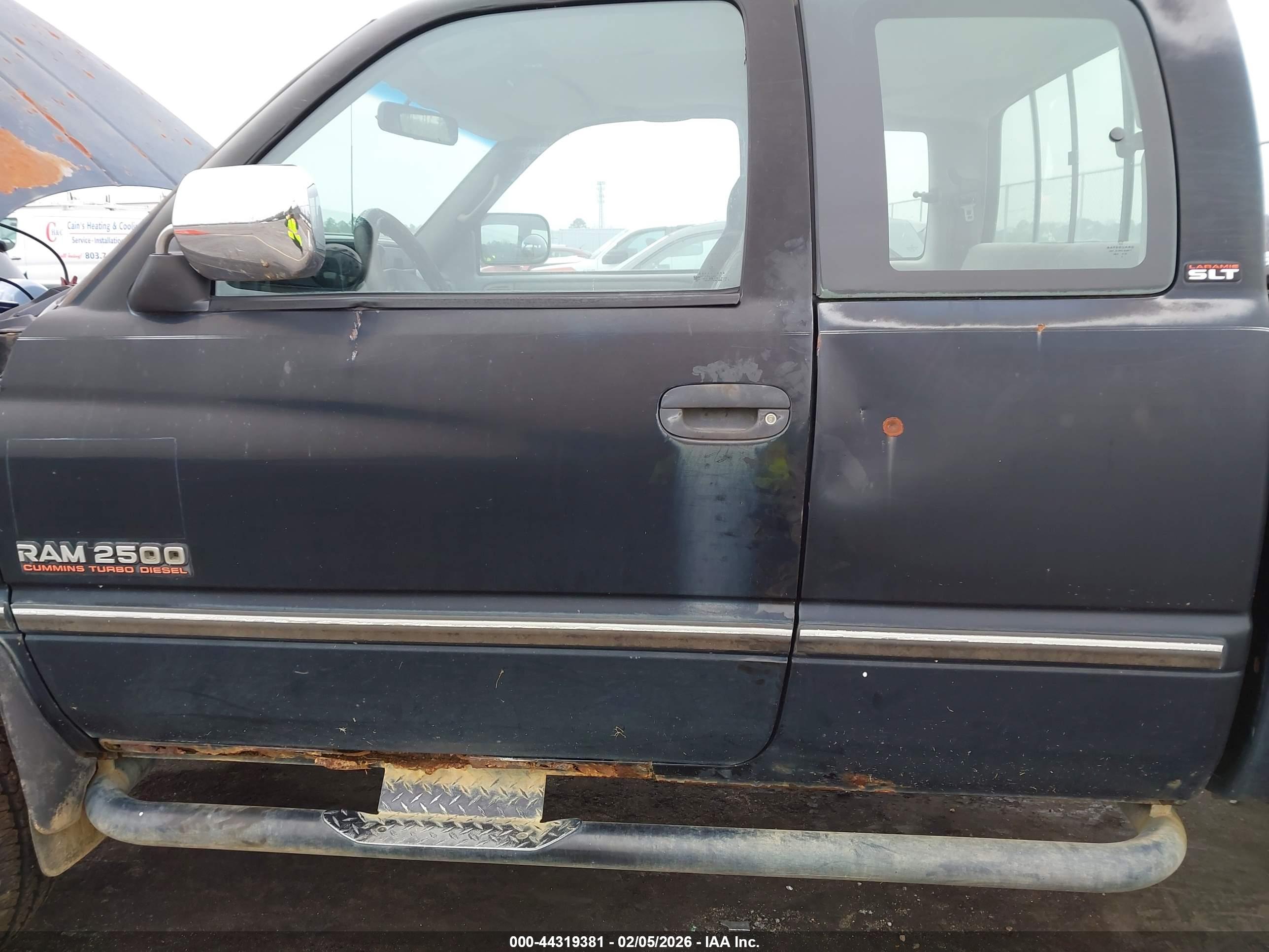 DODGE RAM image 6