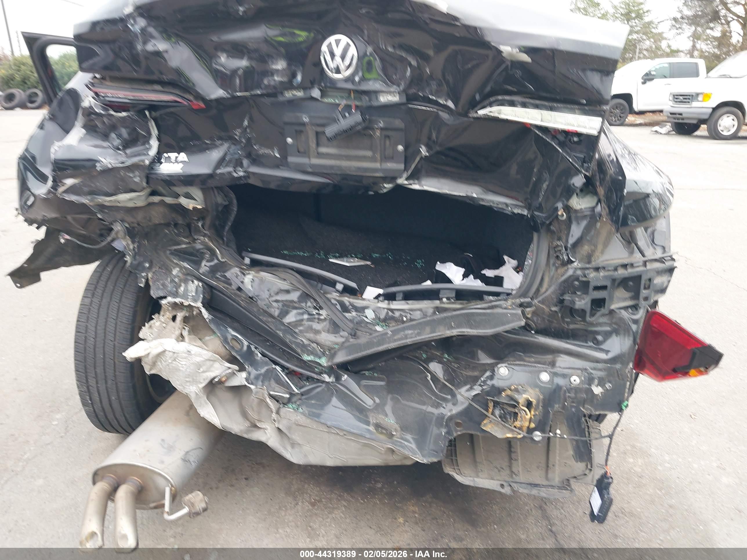 VOLKSWAGEN JETTA image 6