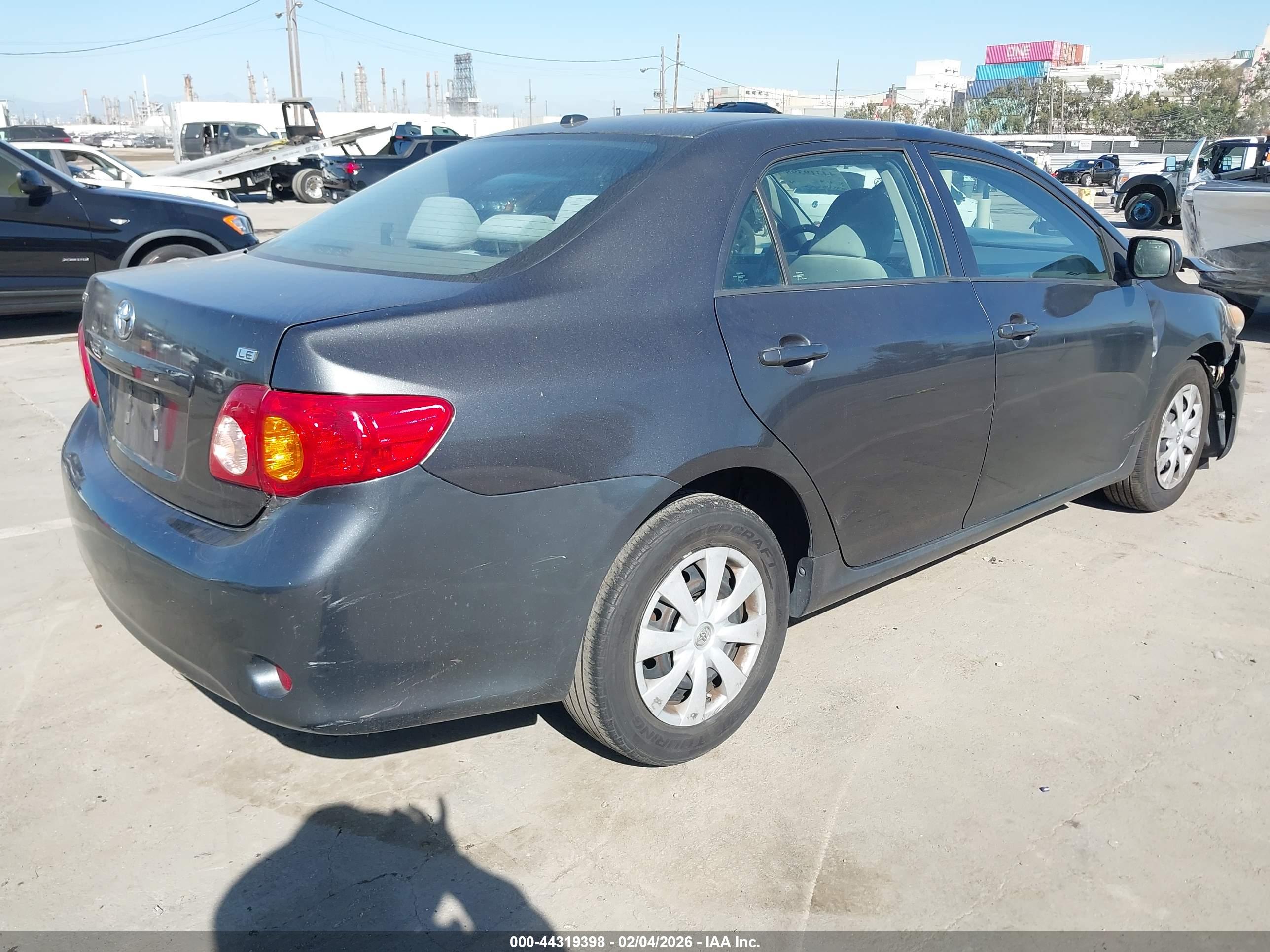 TOYOTA COROLLA image 4