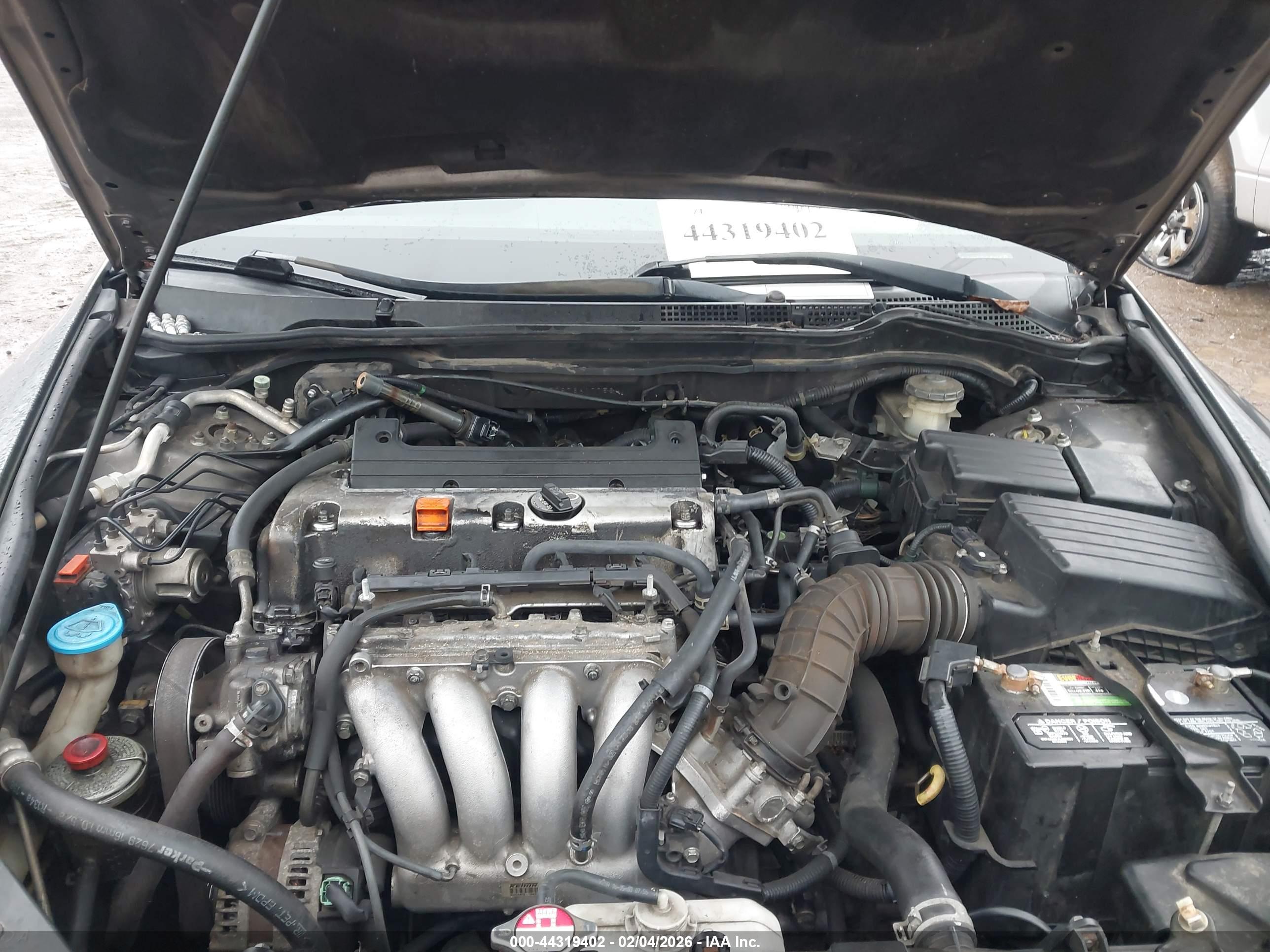 HONDA ACCORD image 10