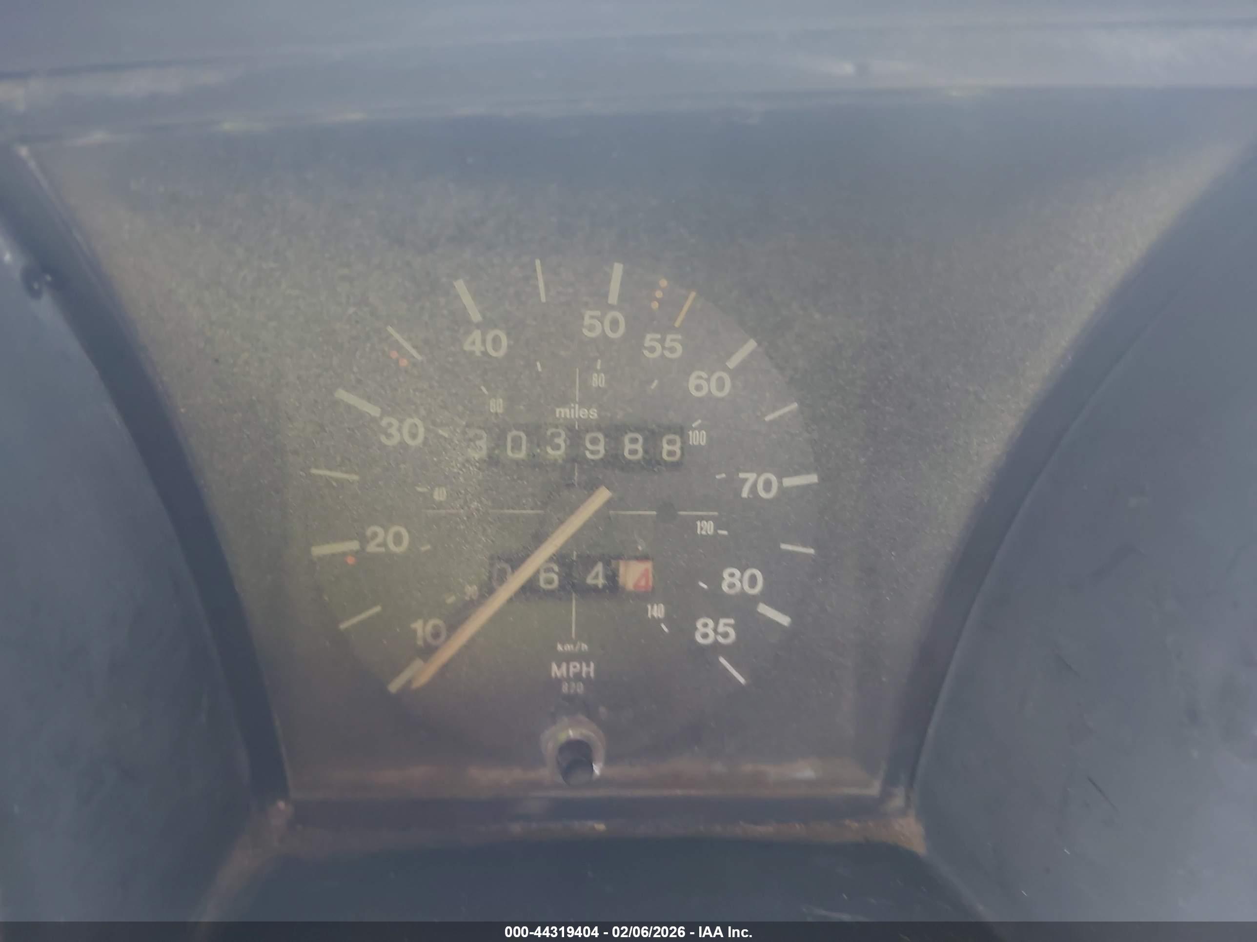 VOLKSWAGEN KOMBI image 7