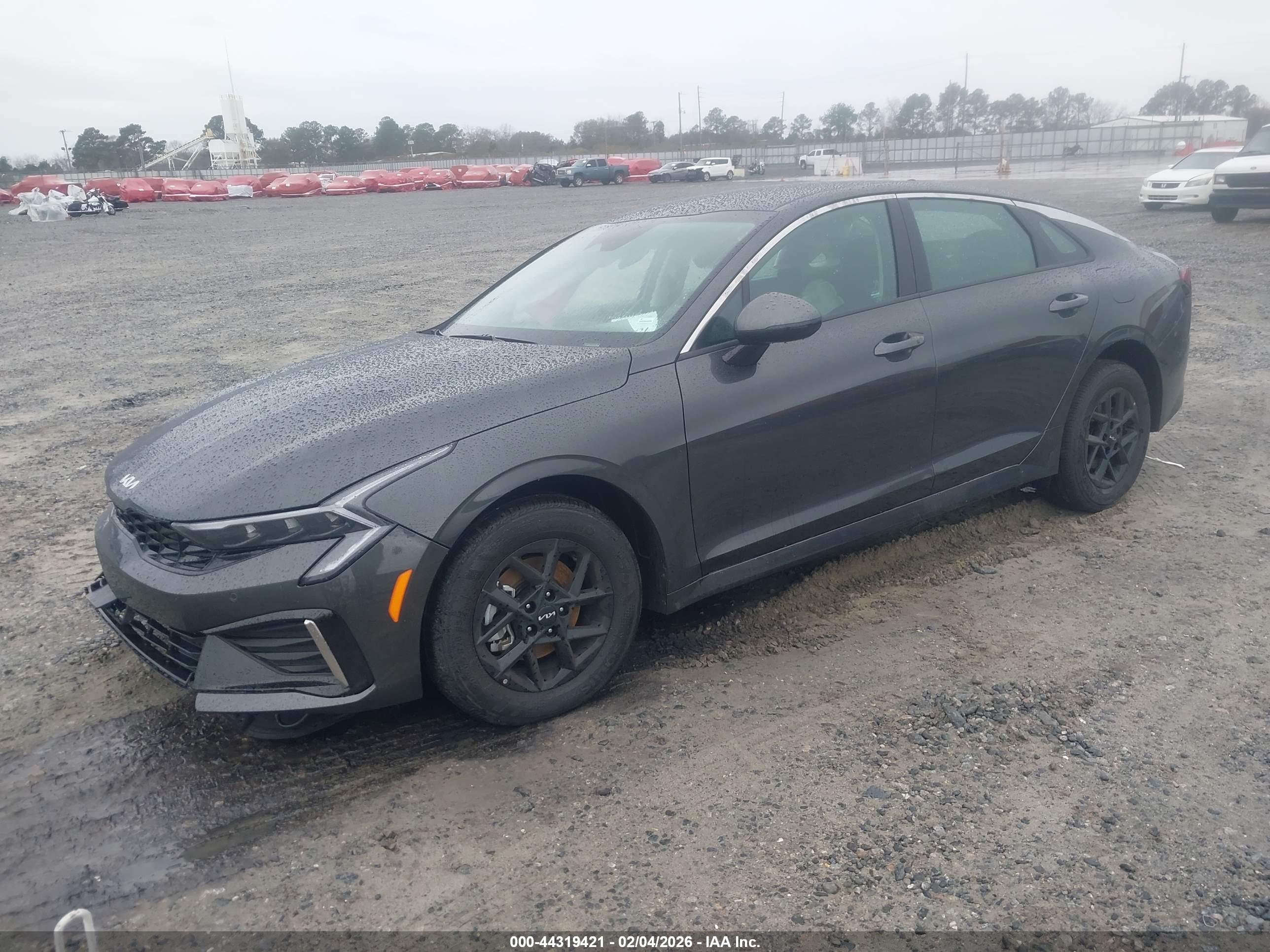 KIA K5 image 2
