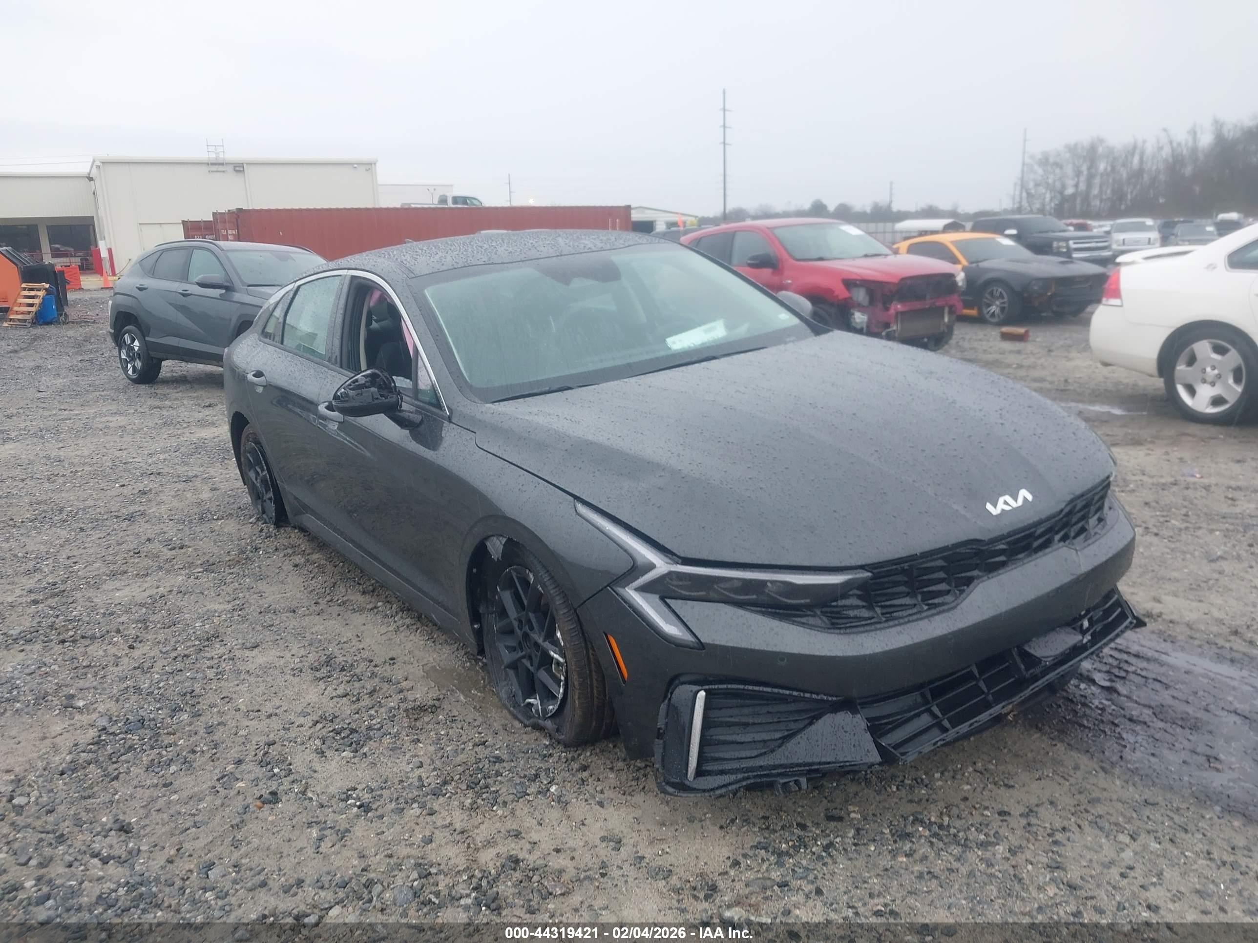 KIA K5 image 6