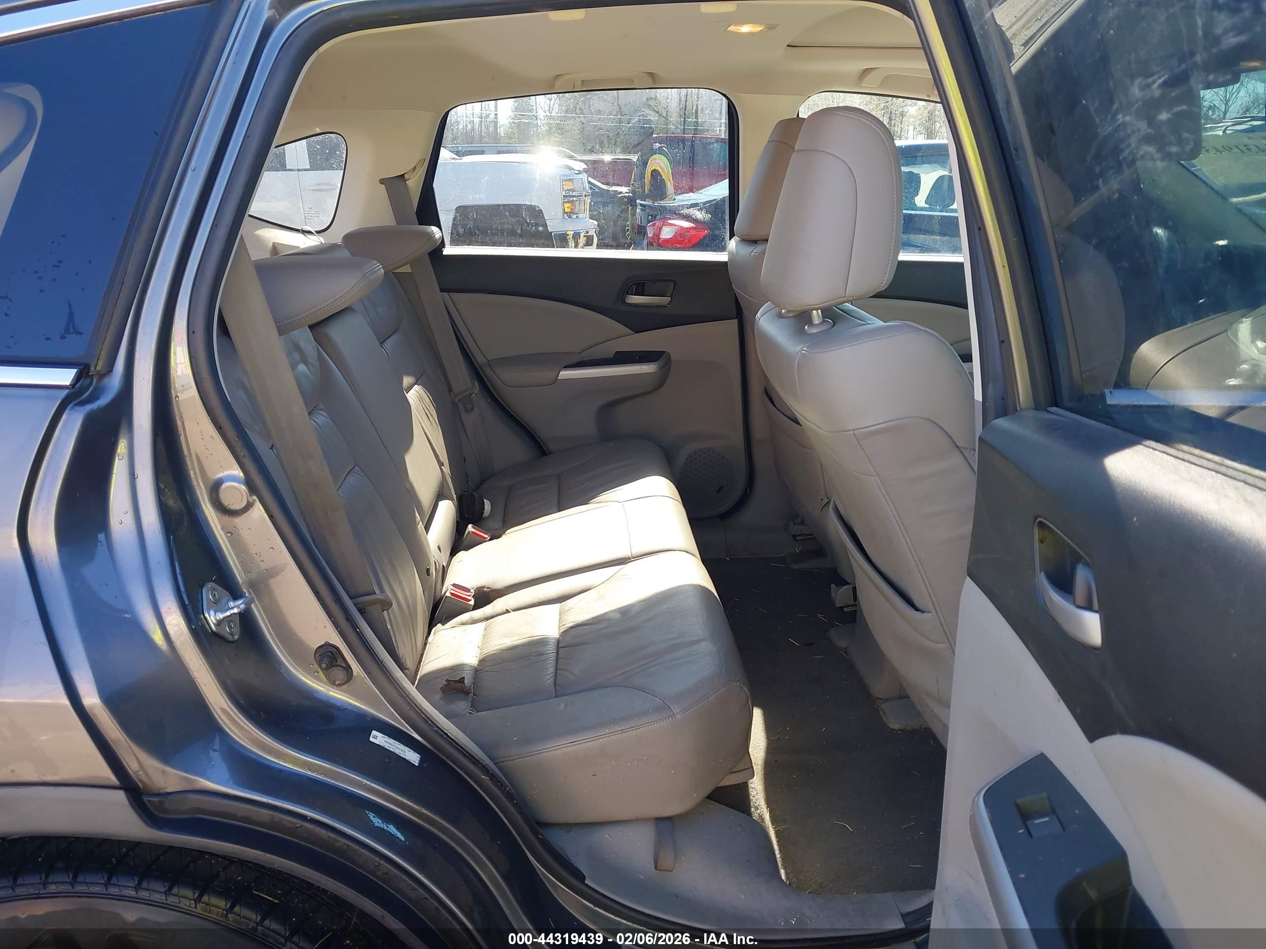 HONDA CR-V image 8