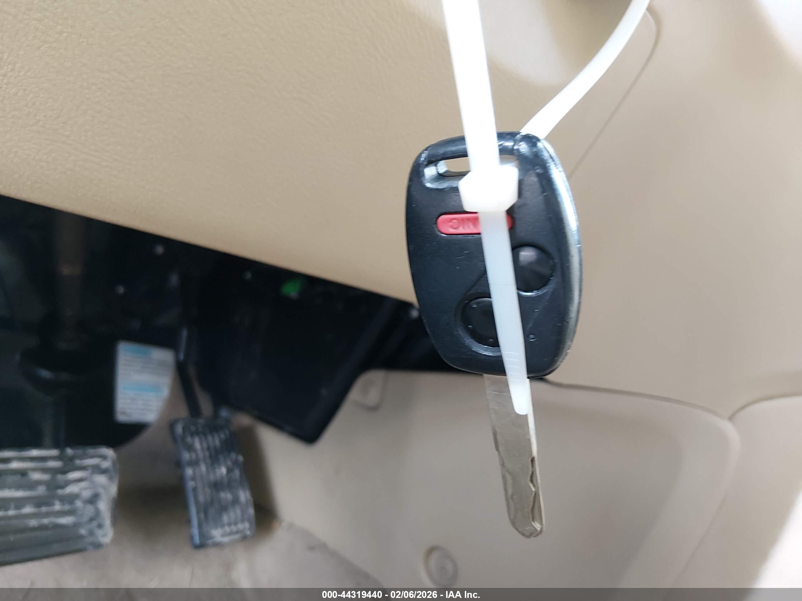 HONDA CR-V image 11
