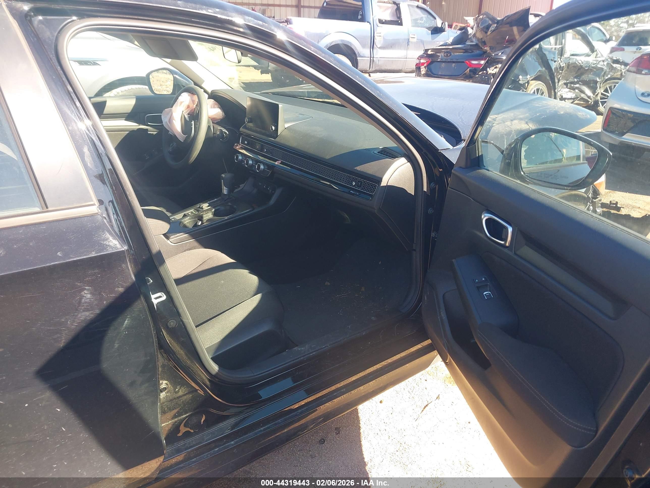 HONDA CIVIC image 5