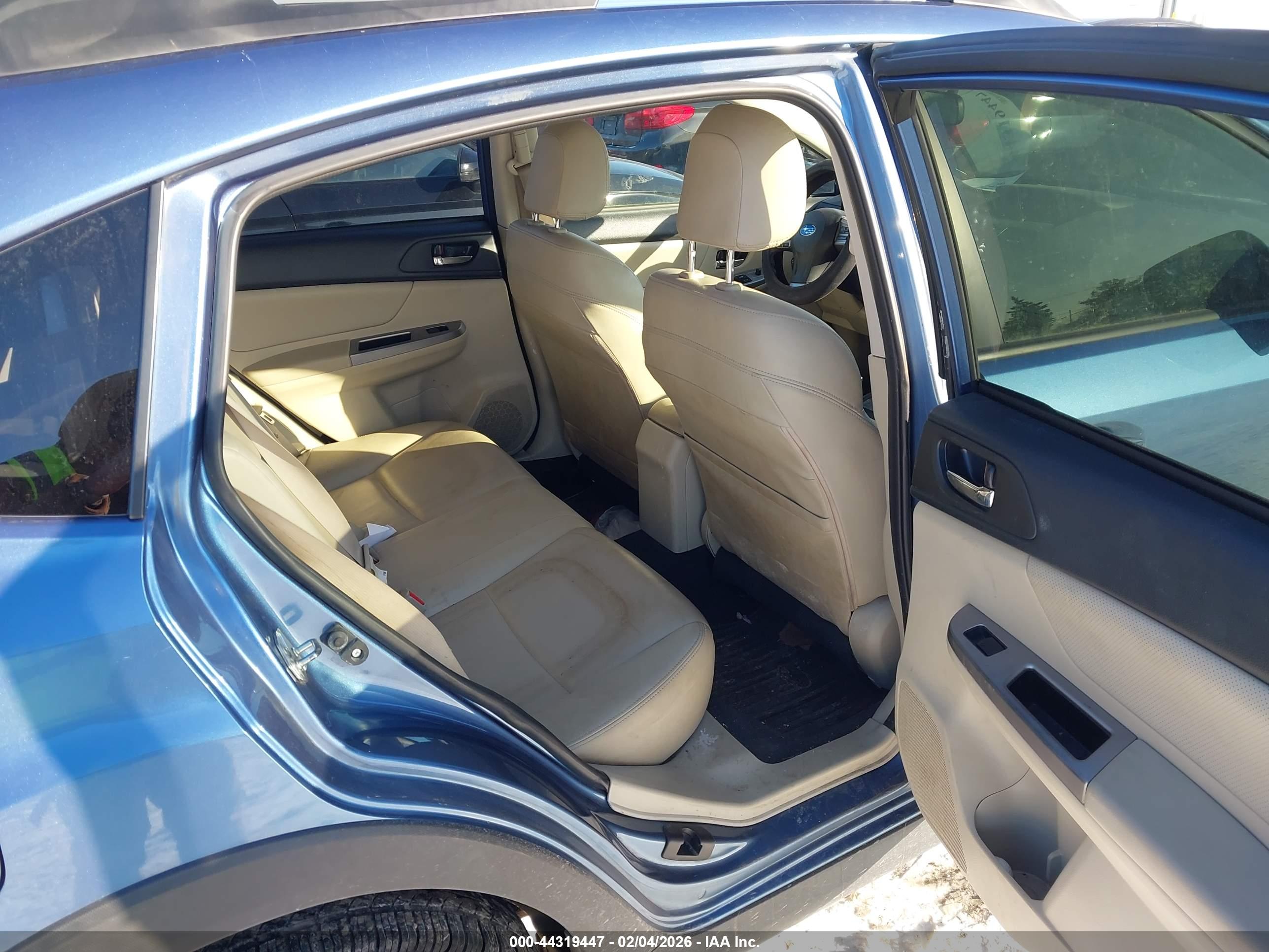 SUBARU XV image 8