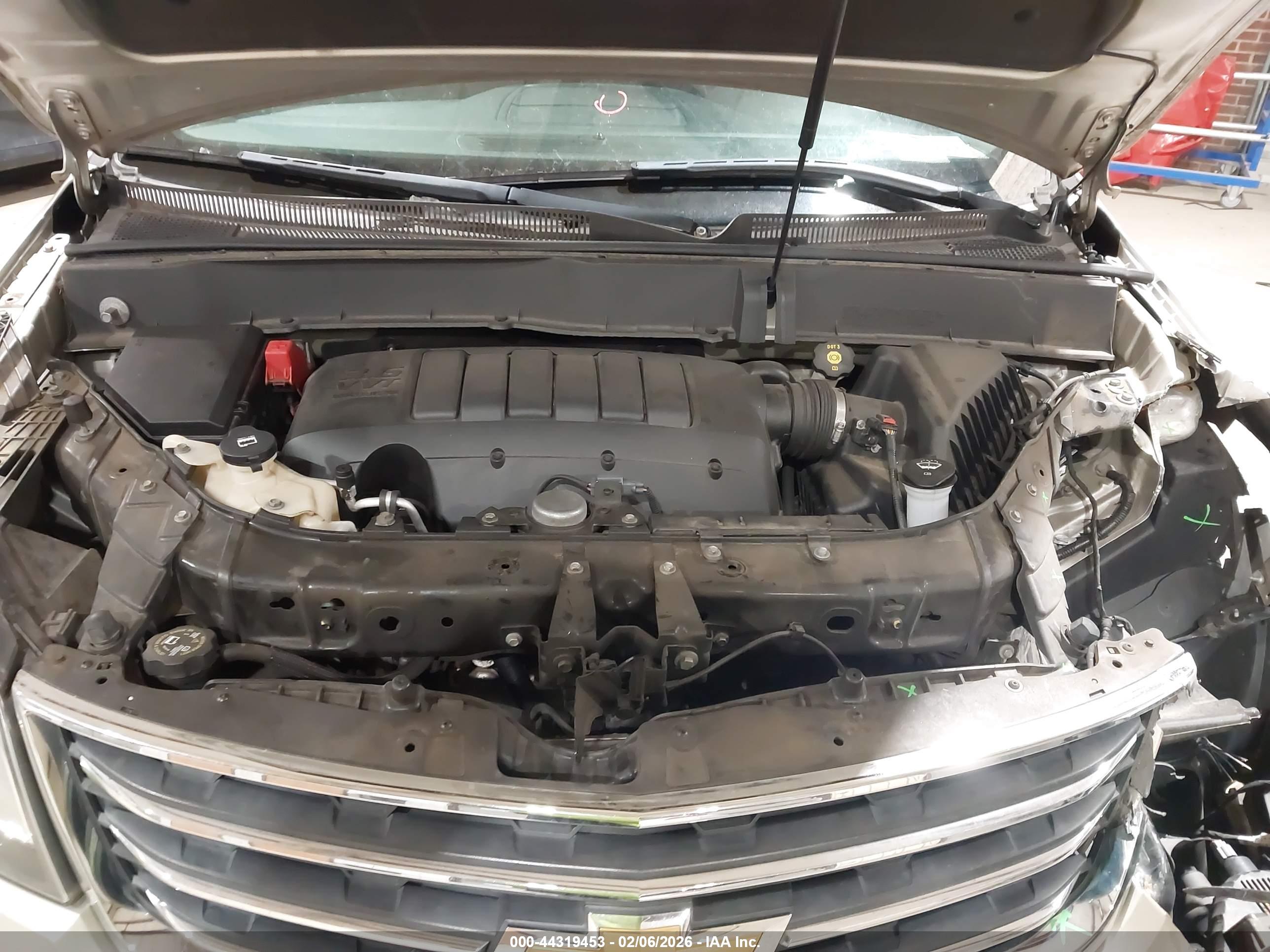 CHEVROLET TRAVERSE image 10