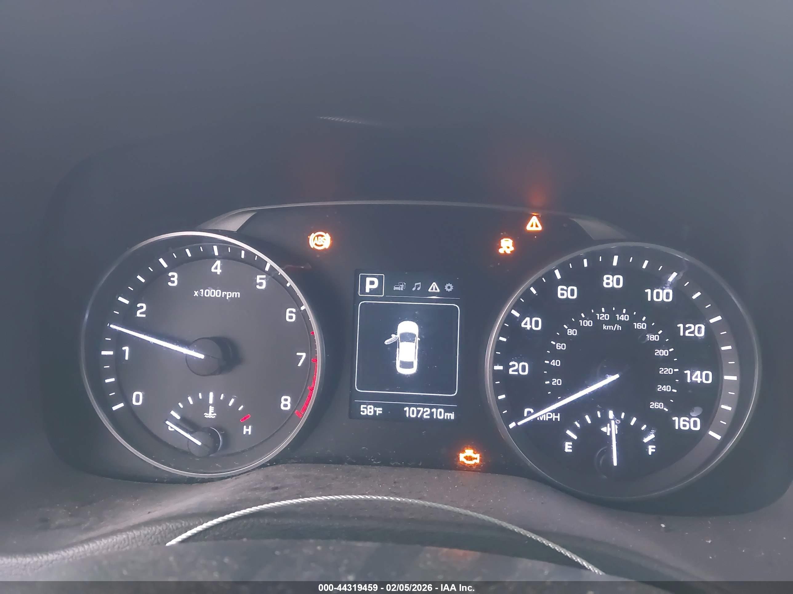 HYUNDAI ELANTRA image 7