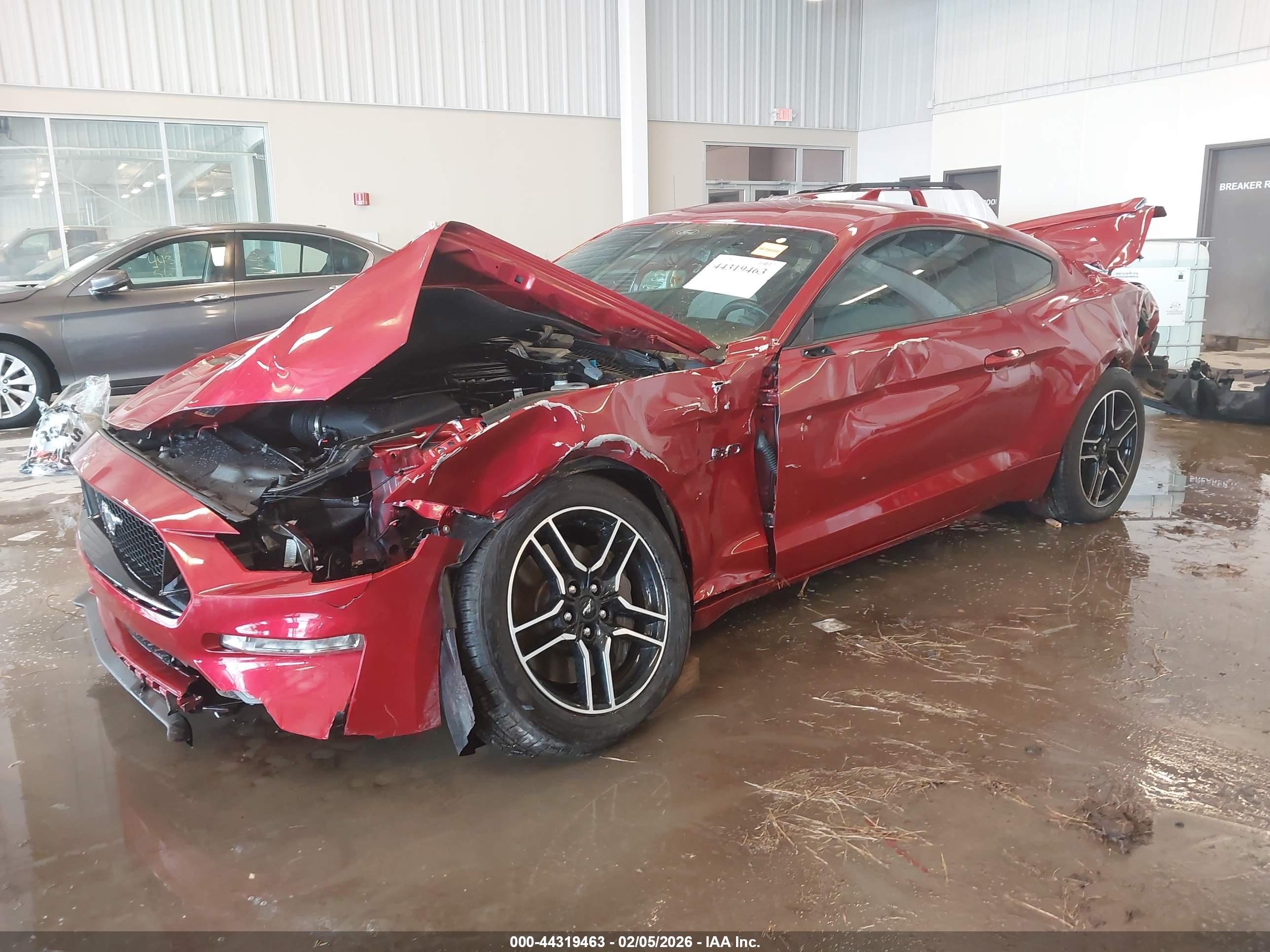 FORD MUSTANG image 2