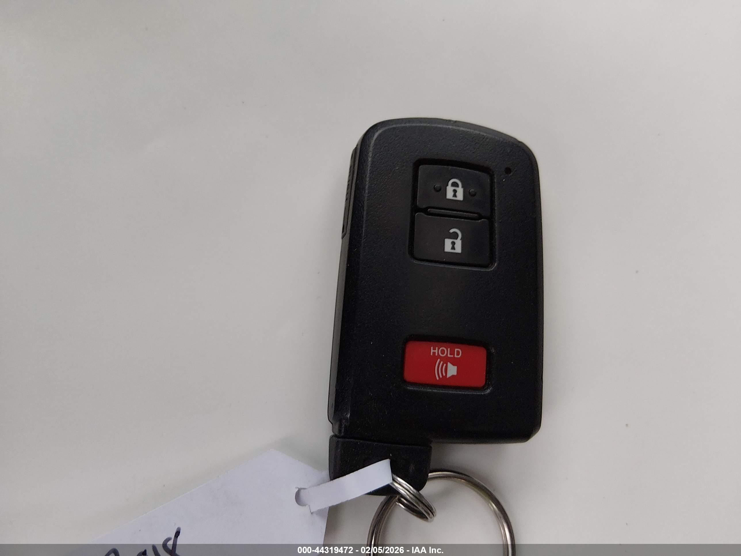 TOYOTA RAV4 image 11