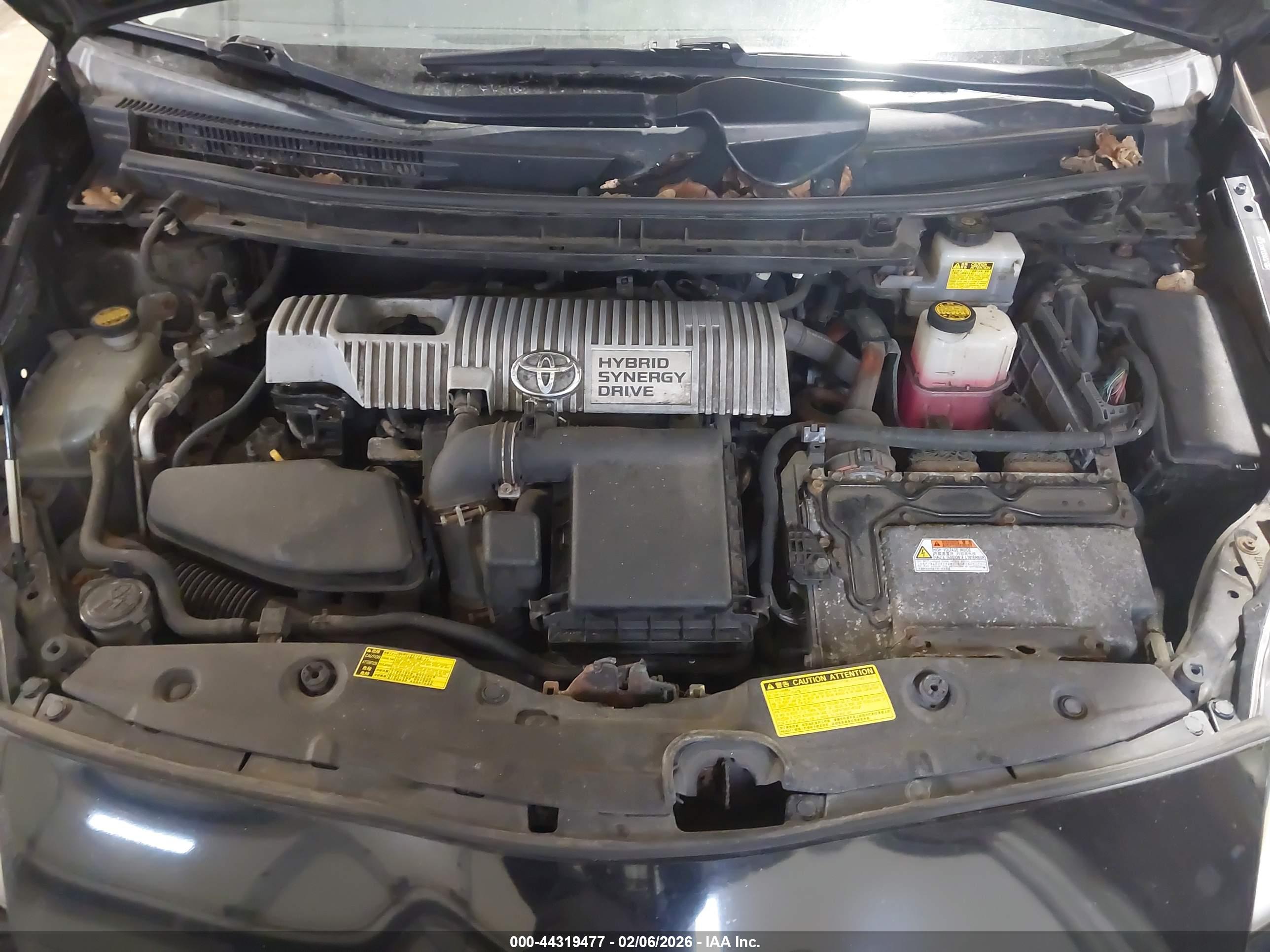 TOYOTA PRIUS image 10