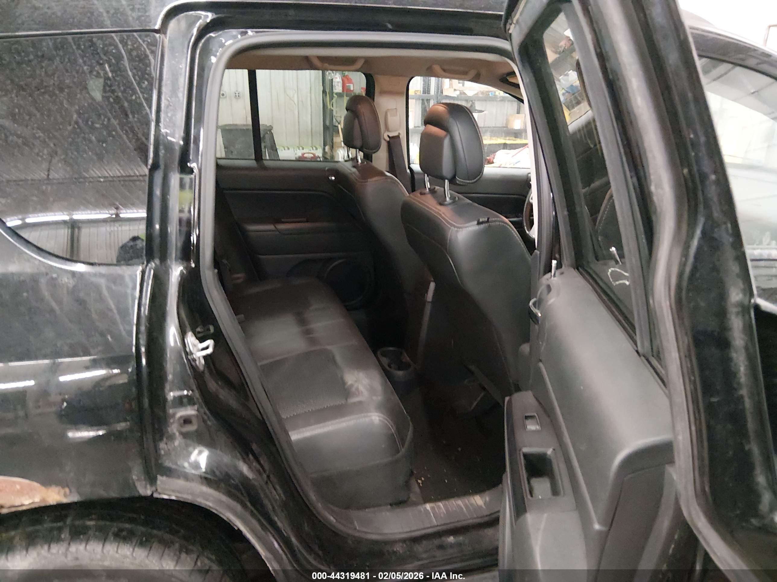 JEEP COMPASS image 8