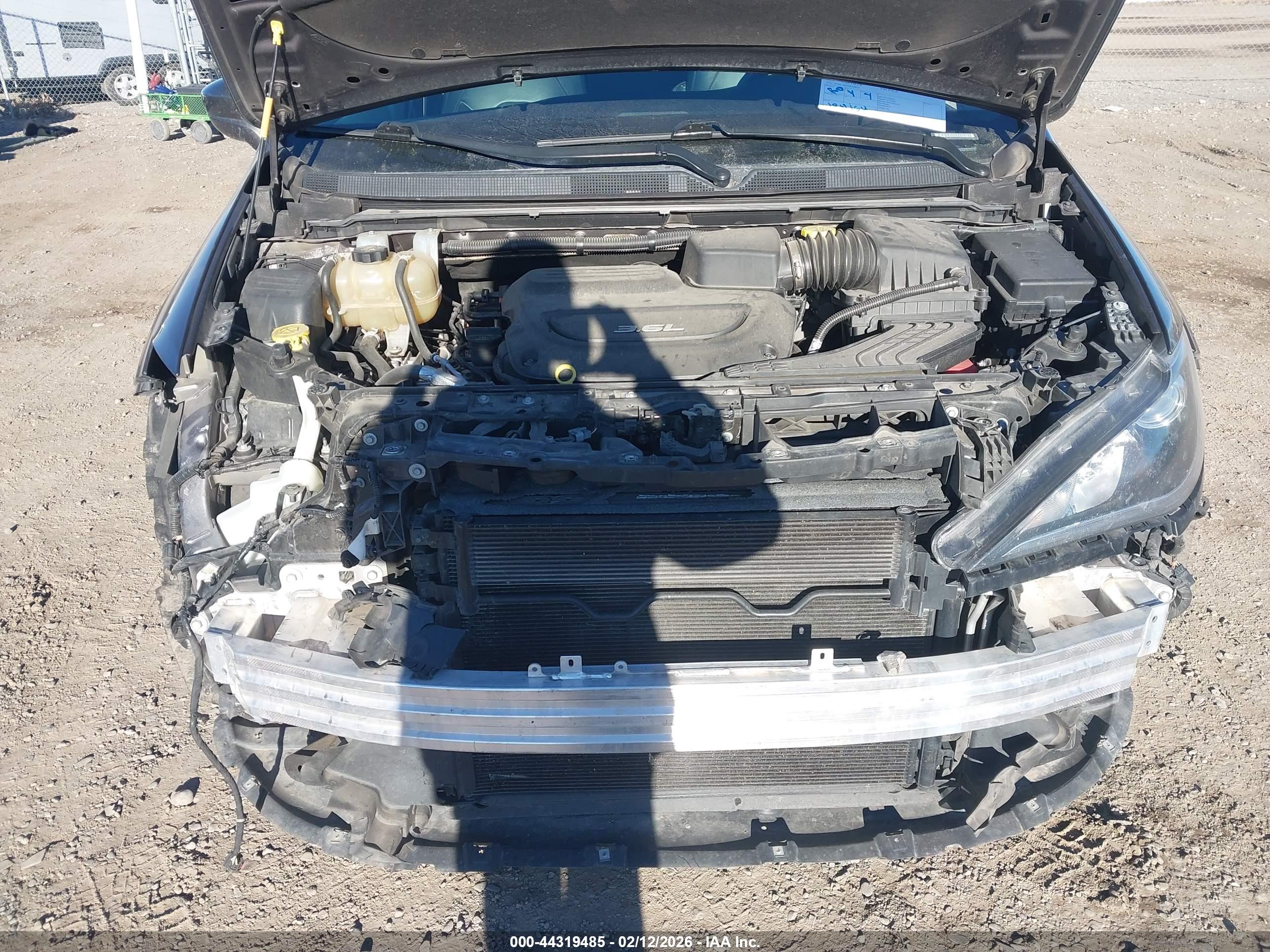 CHRYSLER PACIFICA image 10