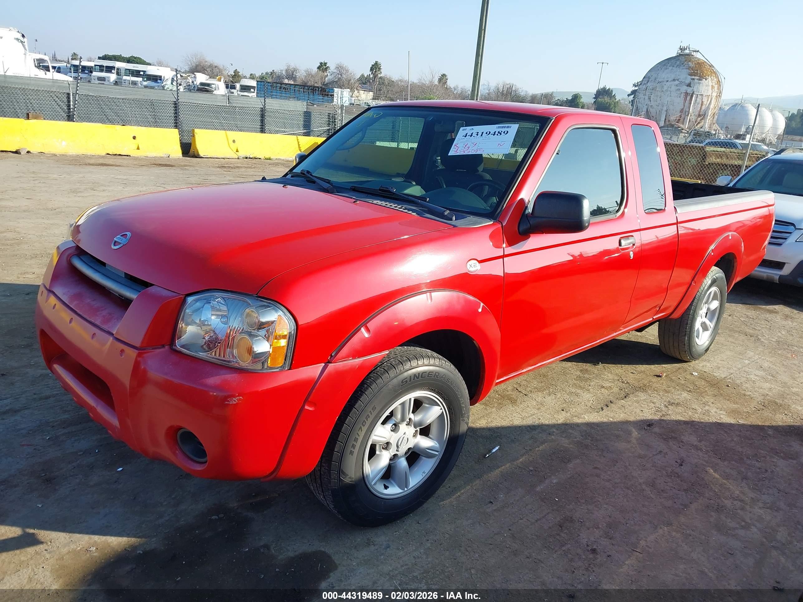 NISSAN FRONTIER image 2