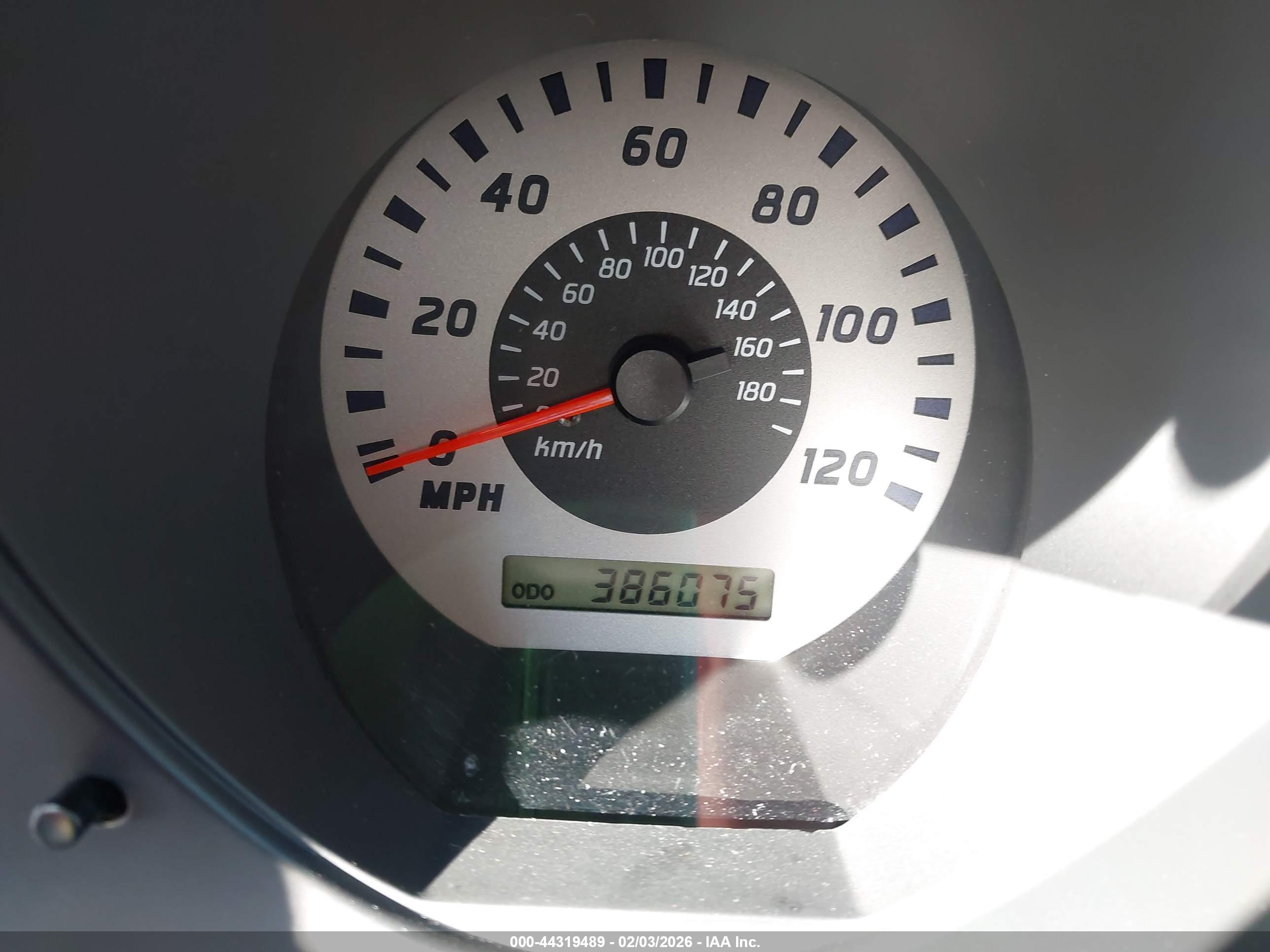 NISSAN FRONTIER image 7