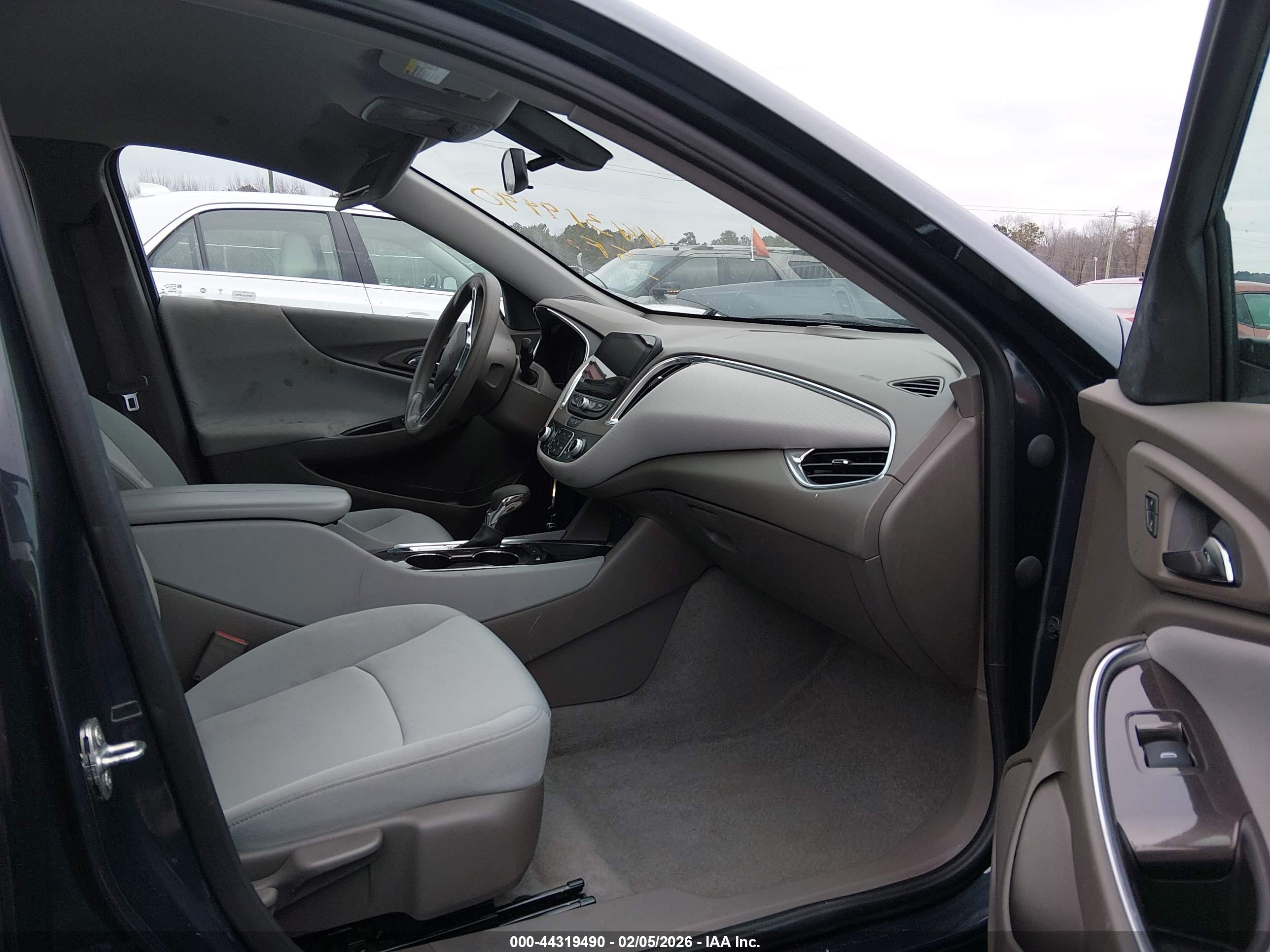 CHEVROLET MALIBU image 5