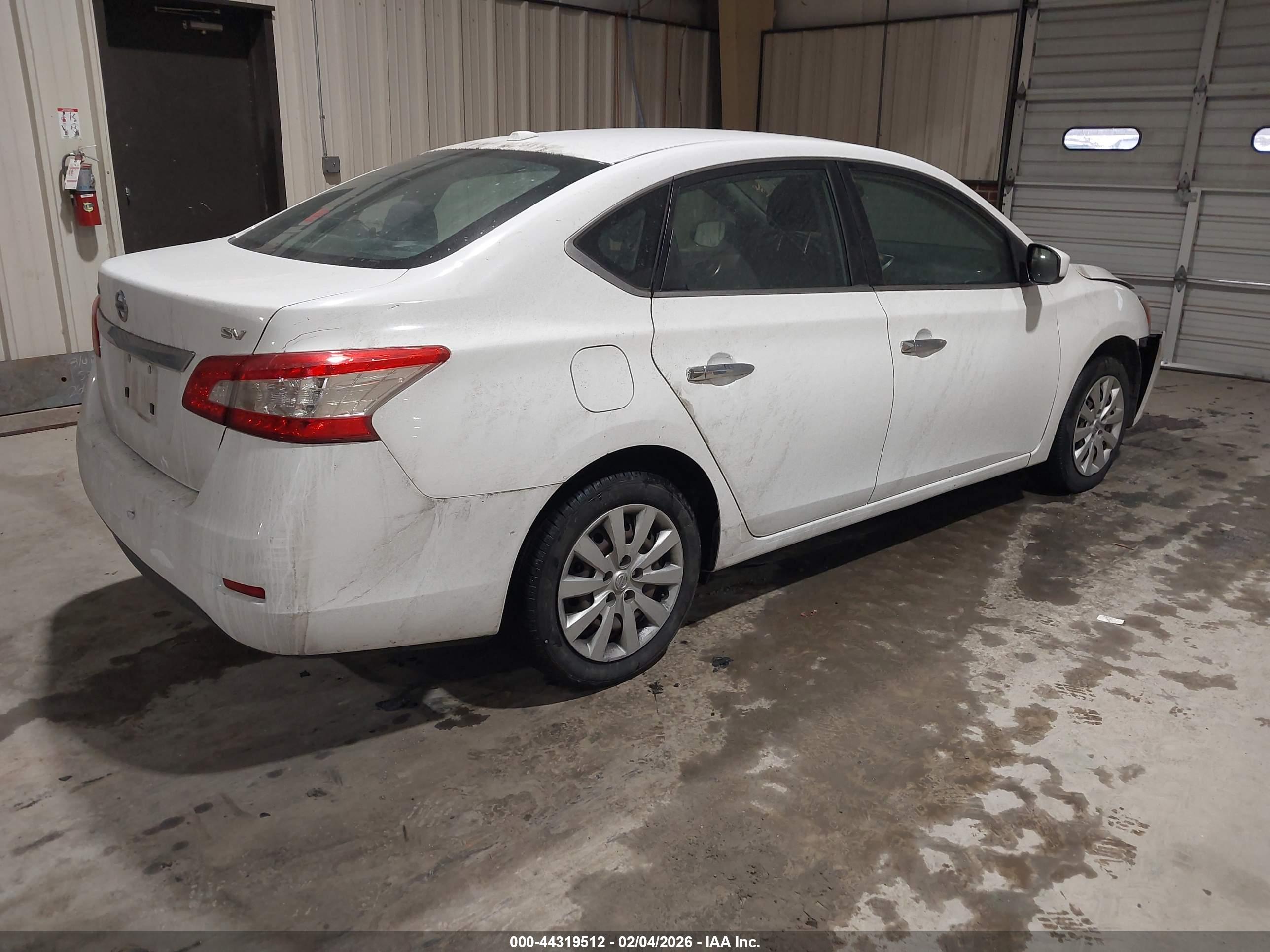 NISSAN SENTRA image 4